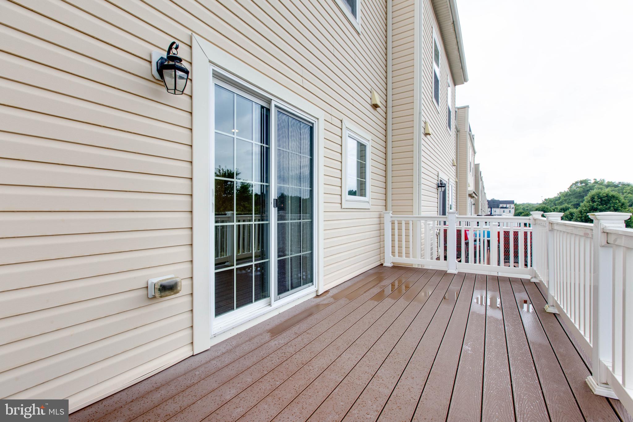 OXFORD SQUARE - Residential Lease