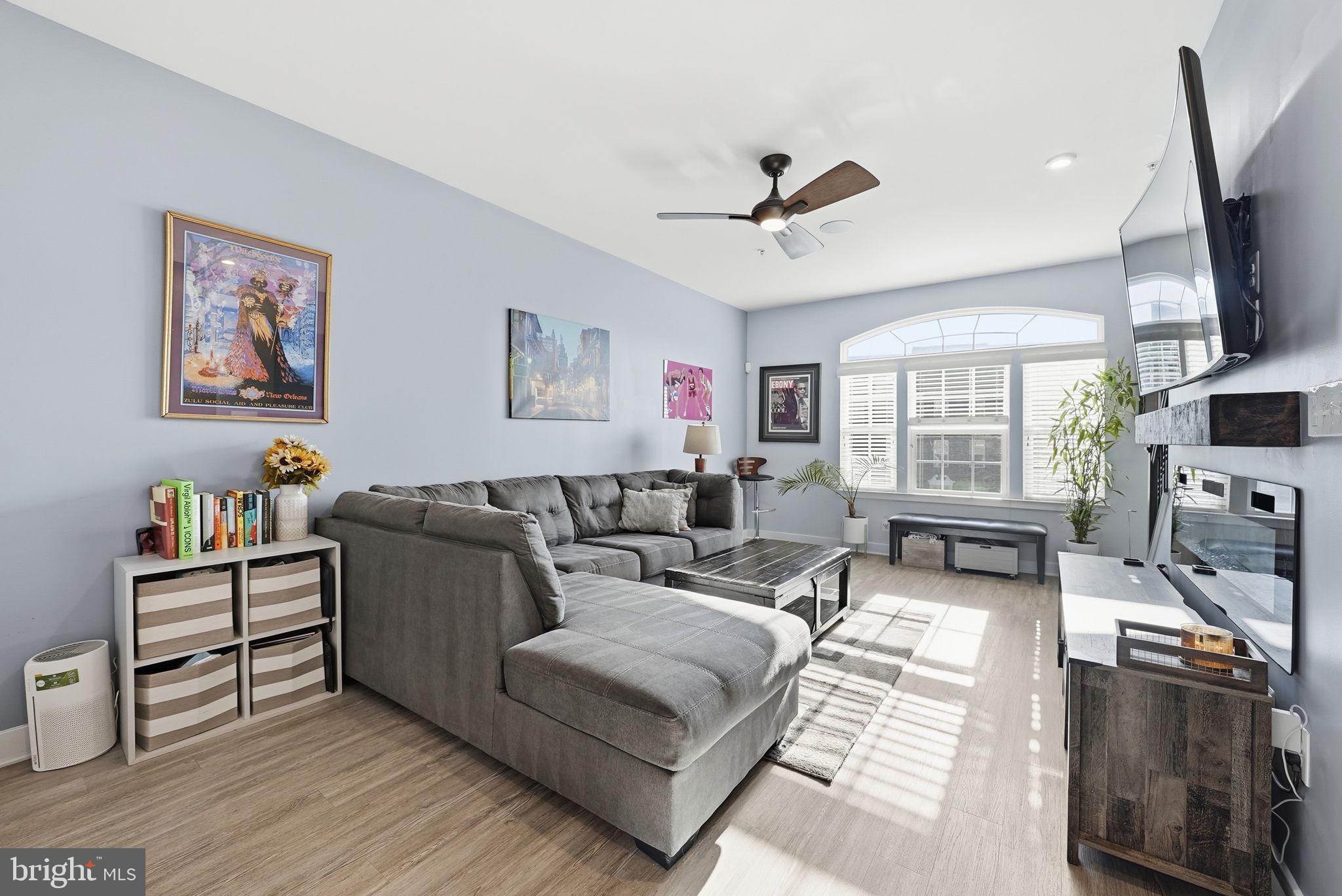 LARGO TOWN CENTER - Residential