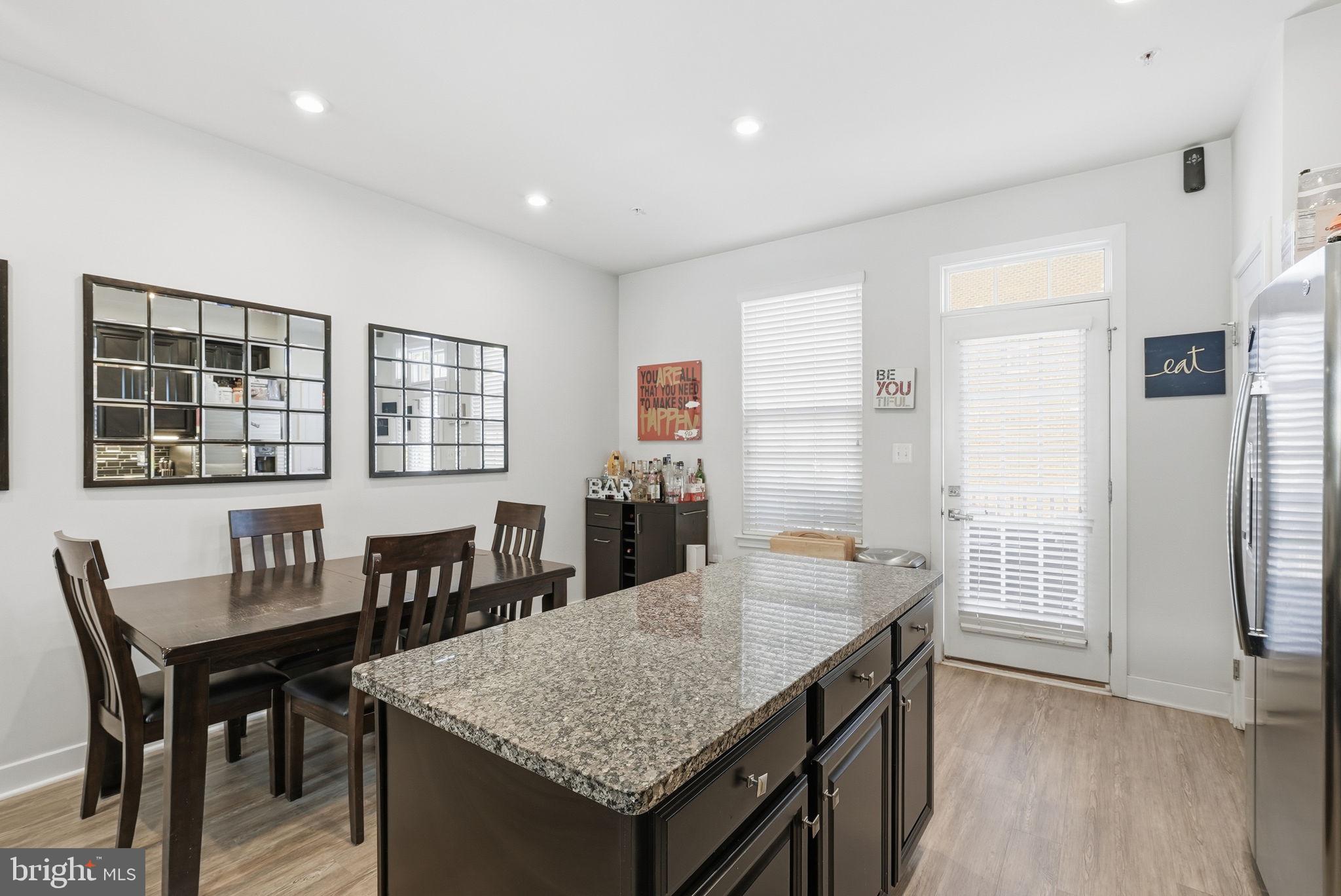 LARGO TOWN CENTER - Residential