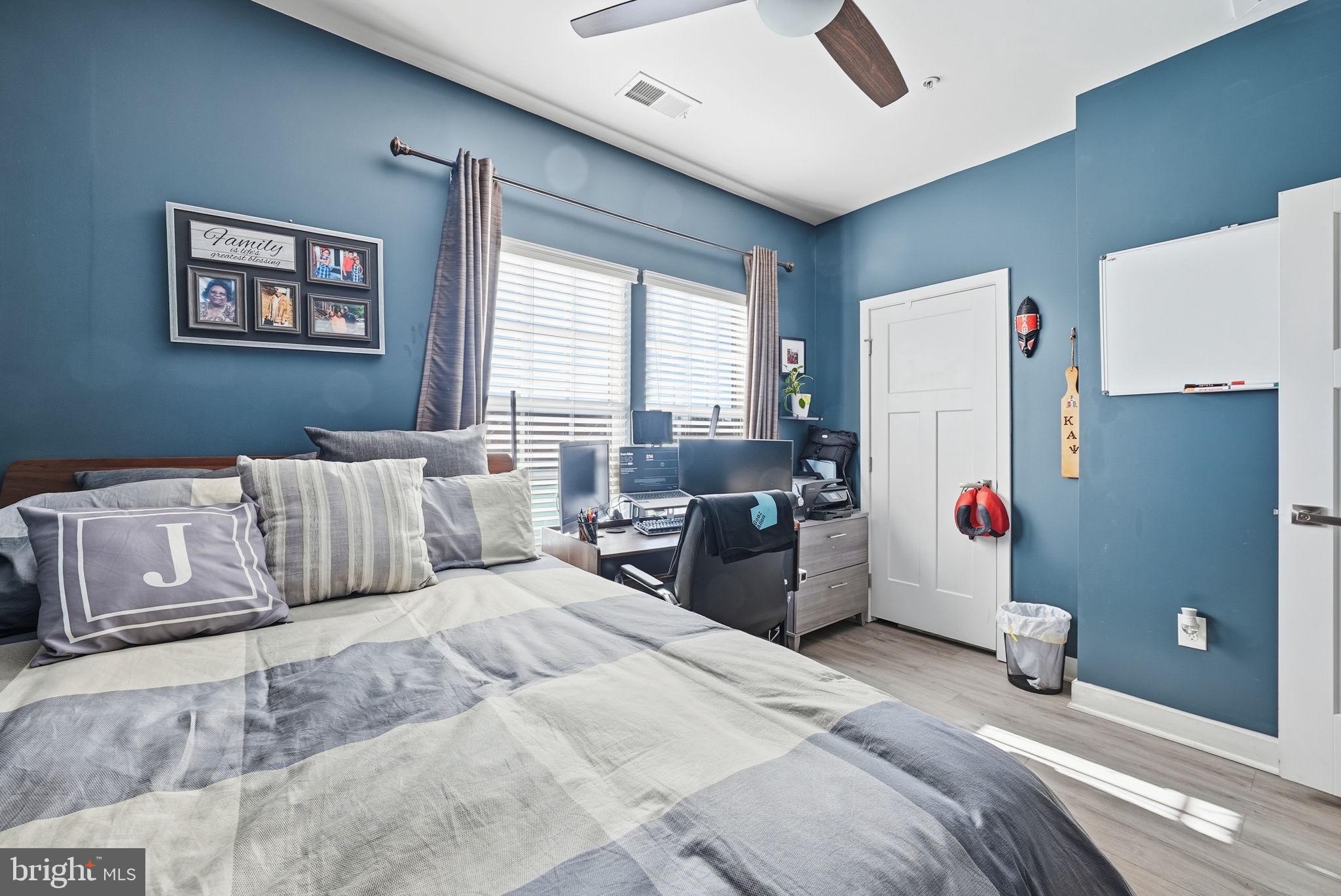 LARGO TOWN CENTER - Residential