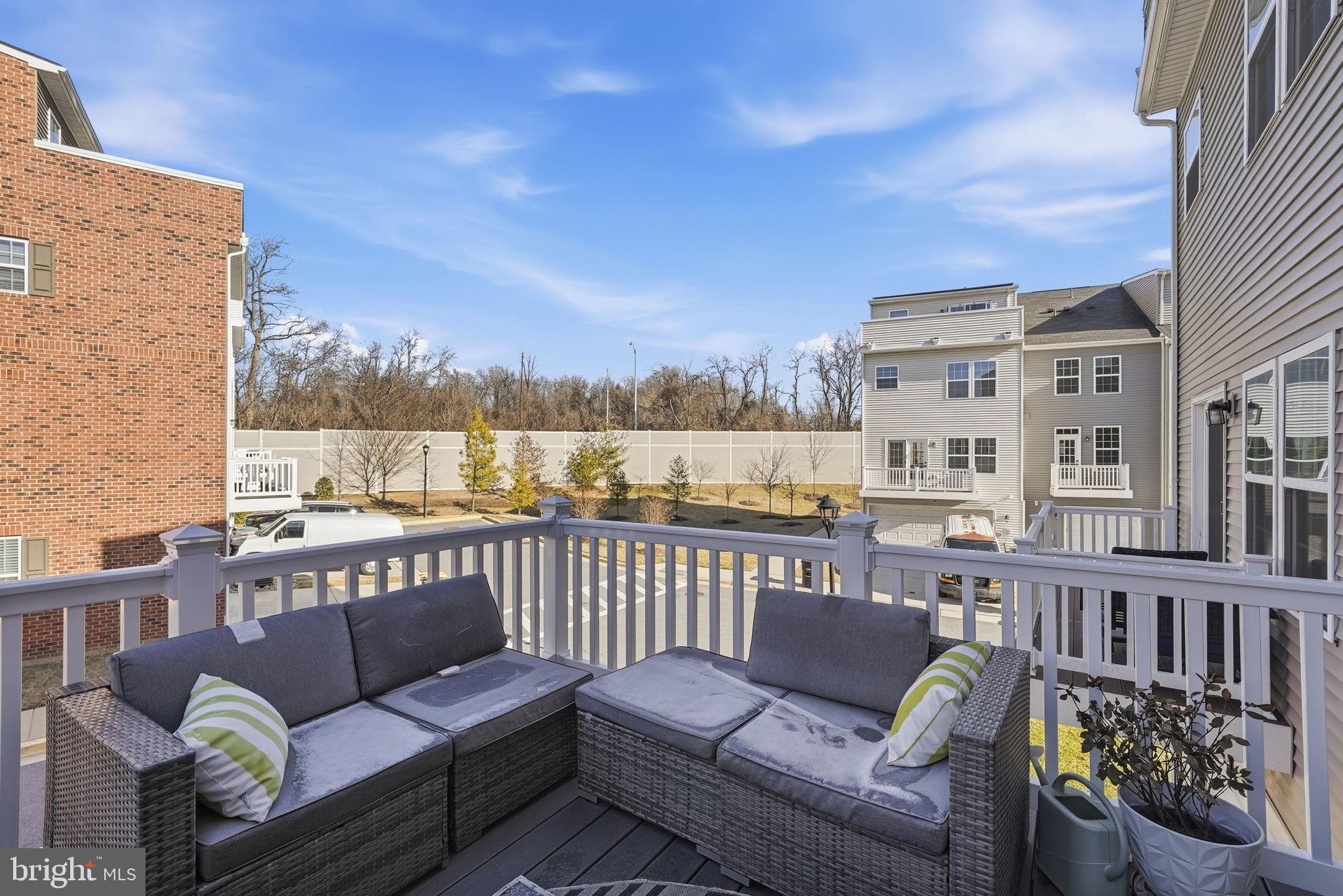 LARGO TOWN CENTER - Residential