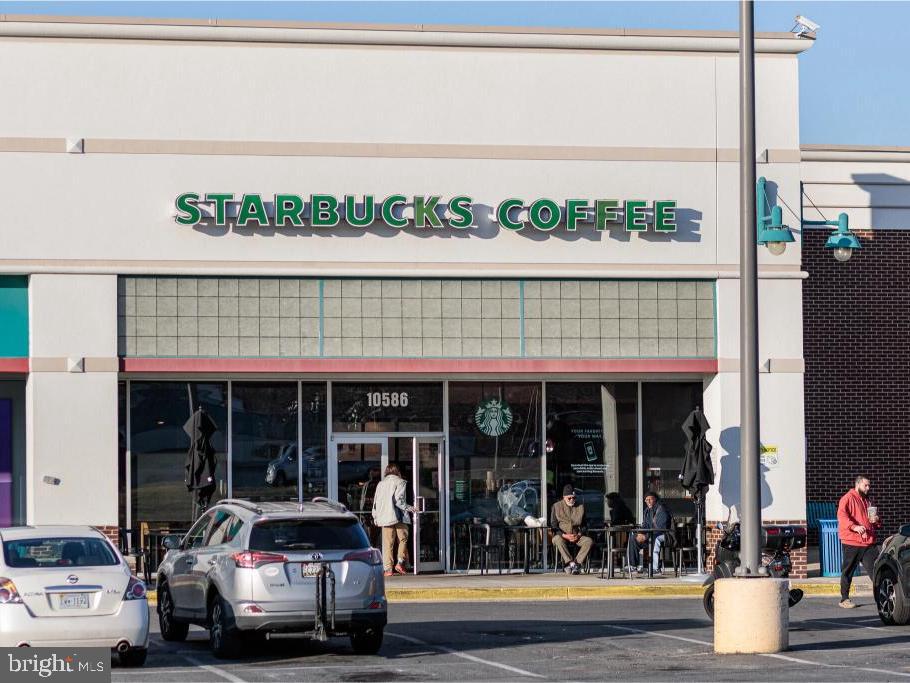 LARGO TOWN CENTER - Residential