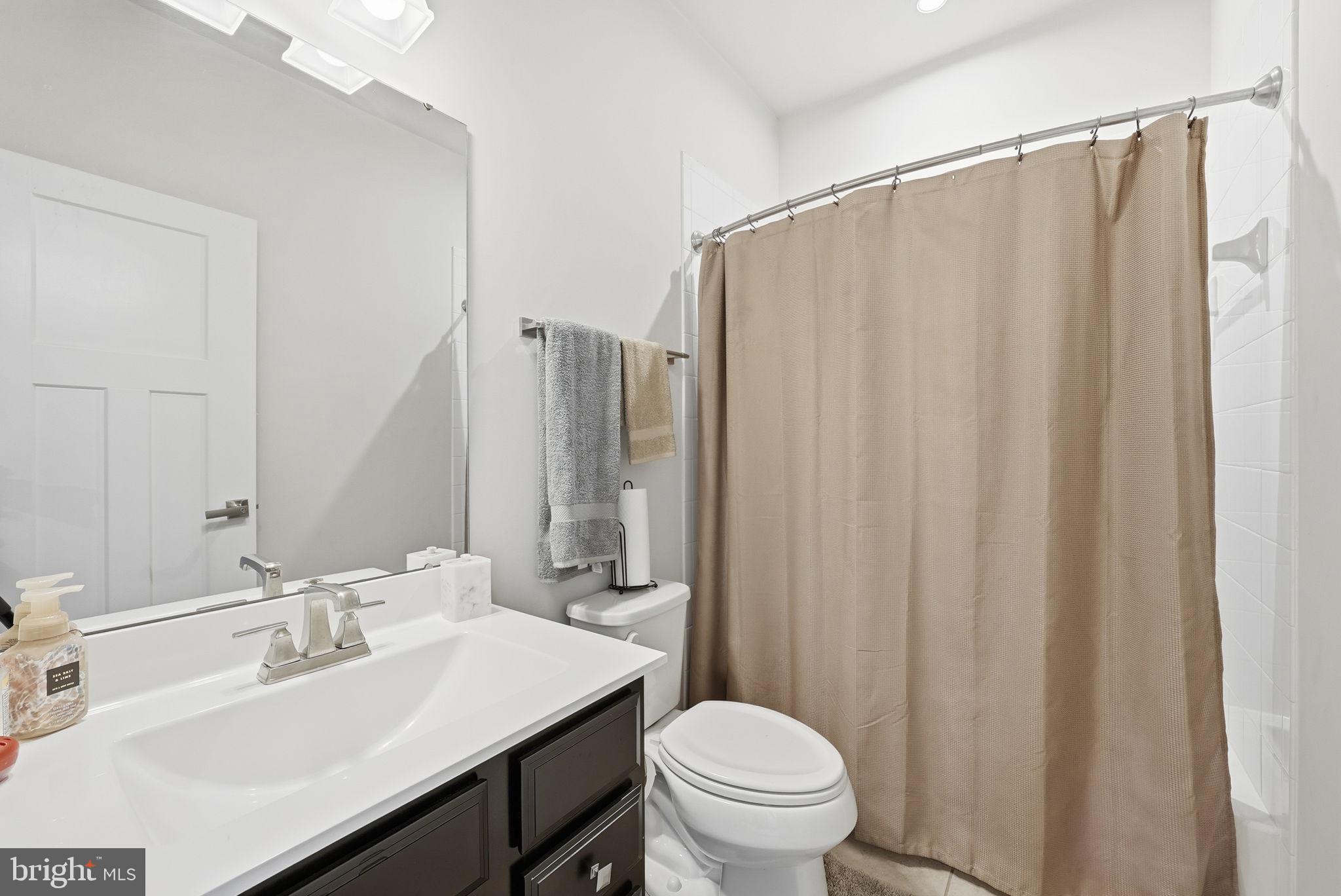 LARGO TOWN CENTER - Residential