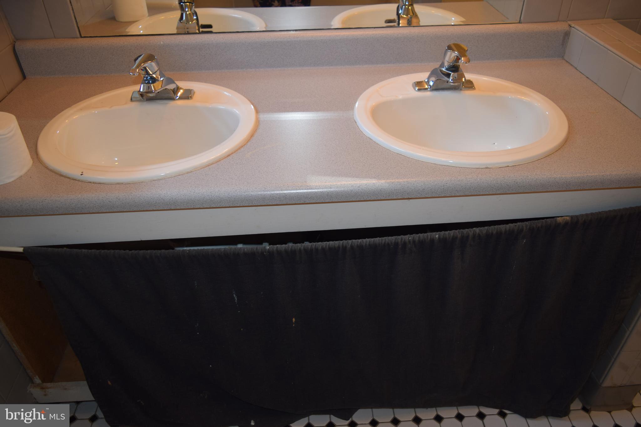 CLINTON HEIGHTS - Residential