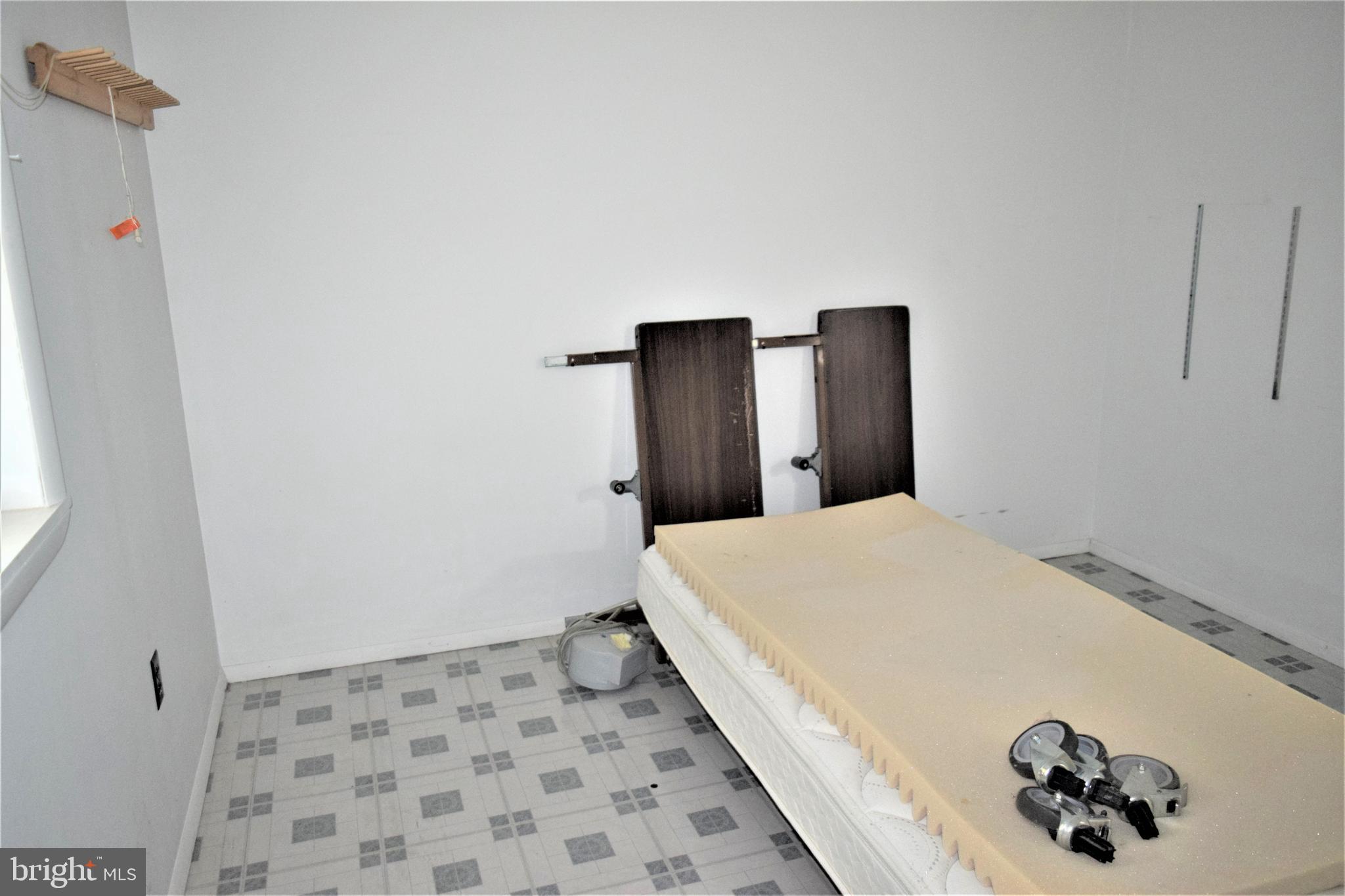 CLINTON HEIGHTS - Residential