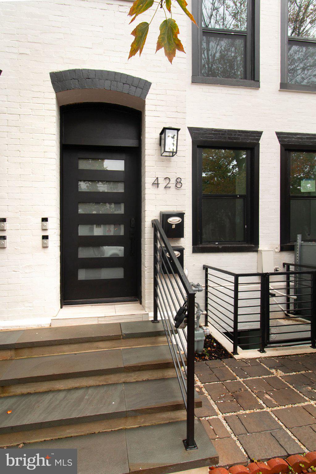 428 NW WARNER STREET NW 2
