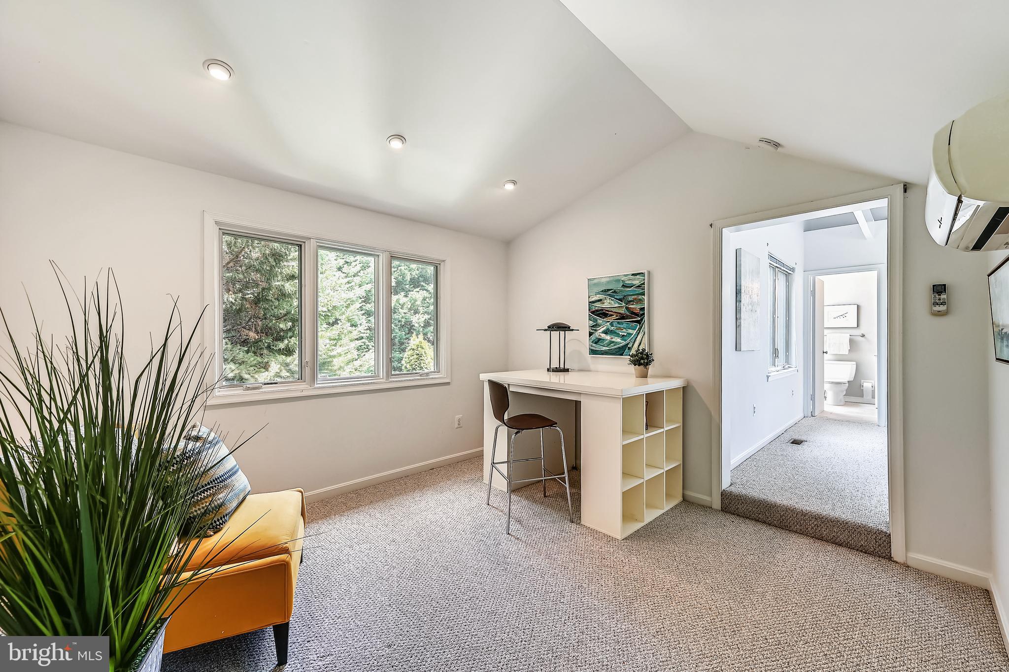 EASTPORT - Residential