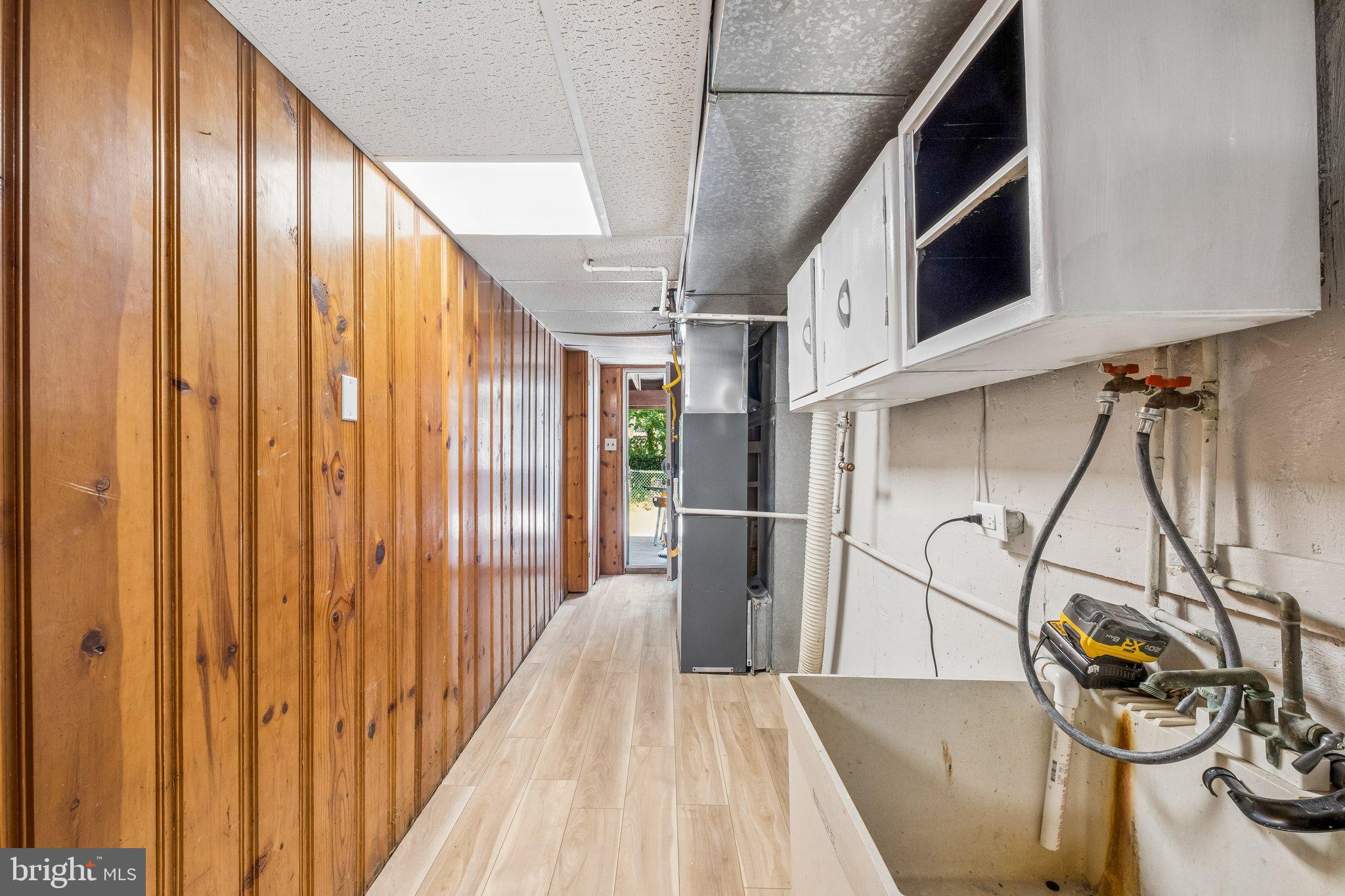 CLIFTON HEIGHTS - Residential