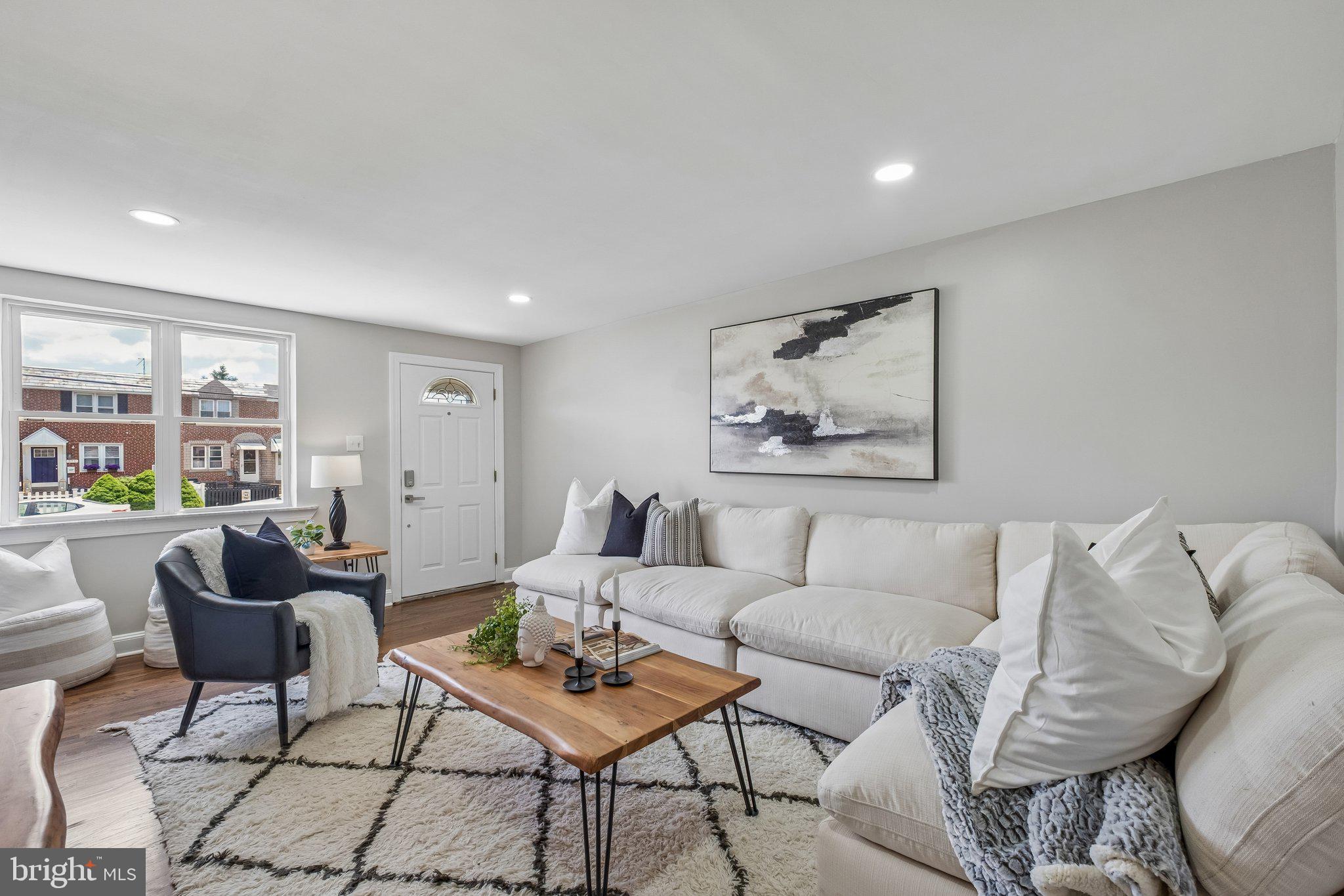 CLIFTON HEIGHTS - Residential