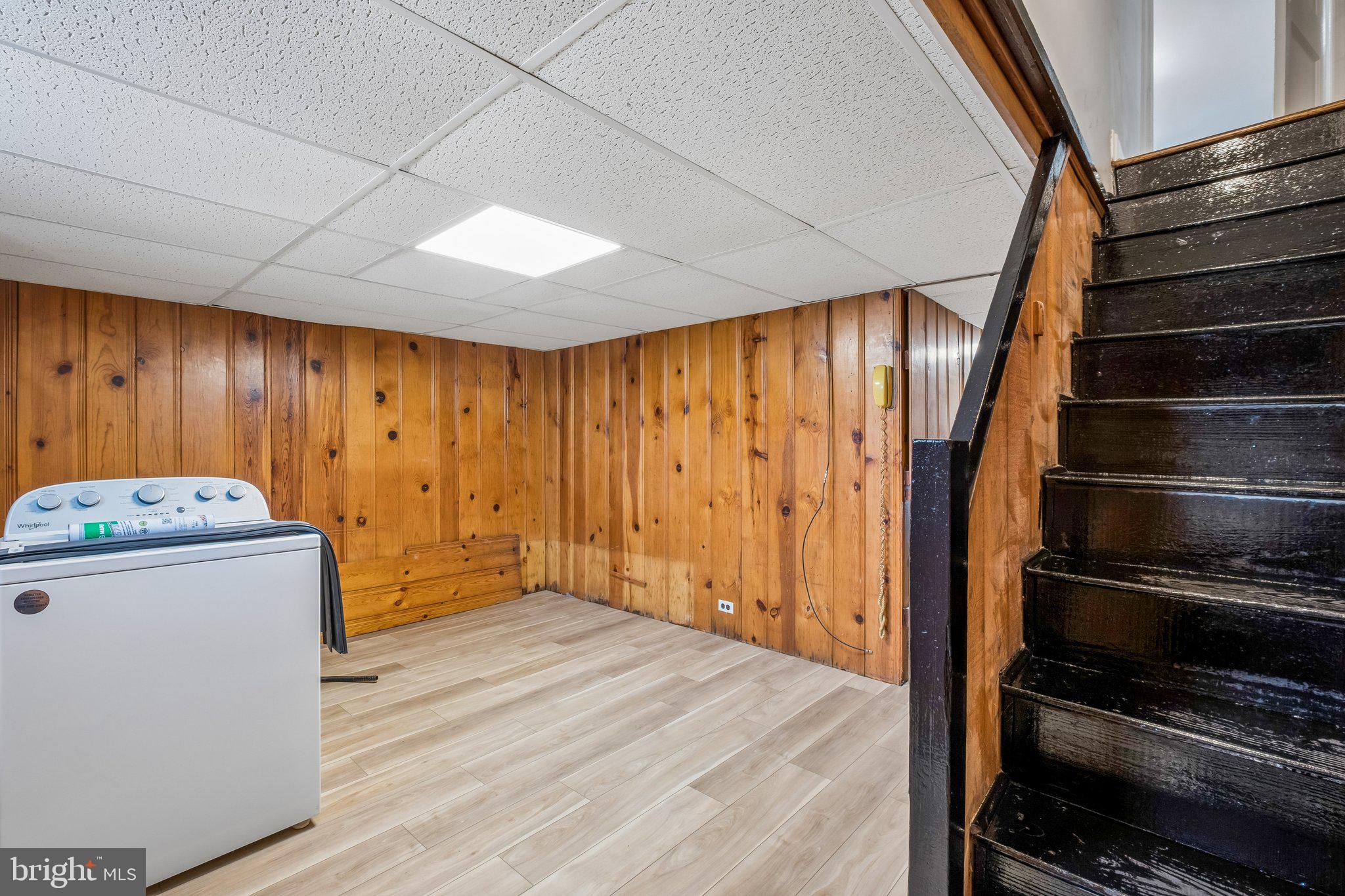 CLIFTON HEIGHTS - Residential