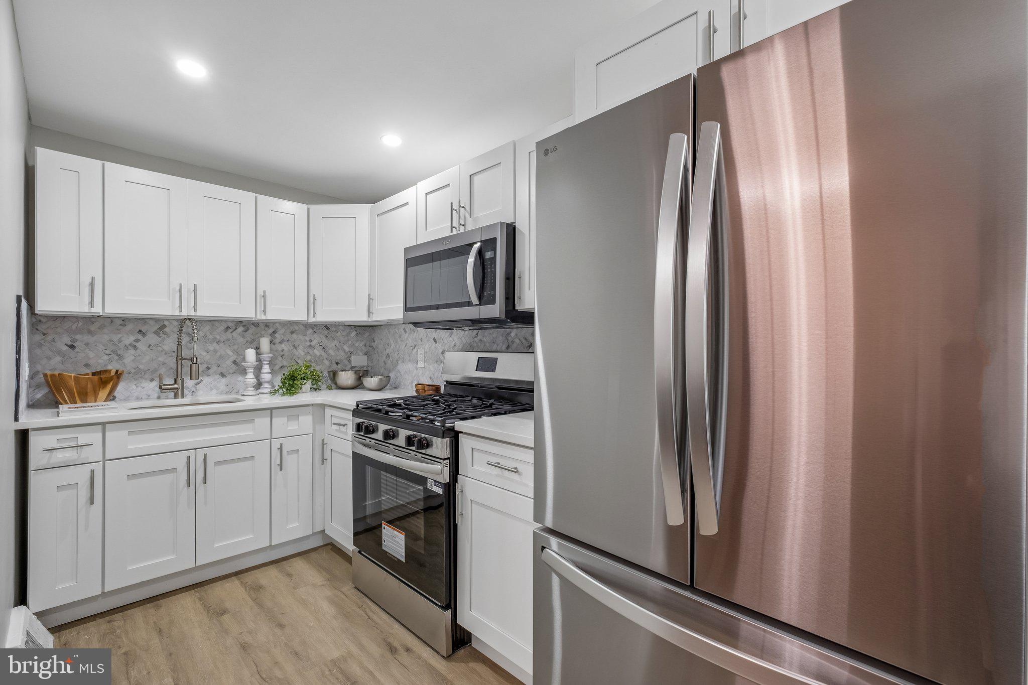 CLIFTON HEIGHTS - Residential