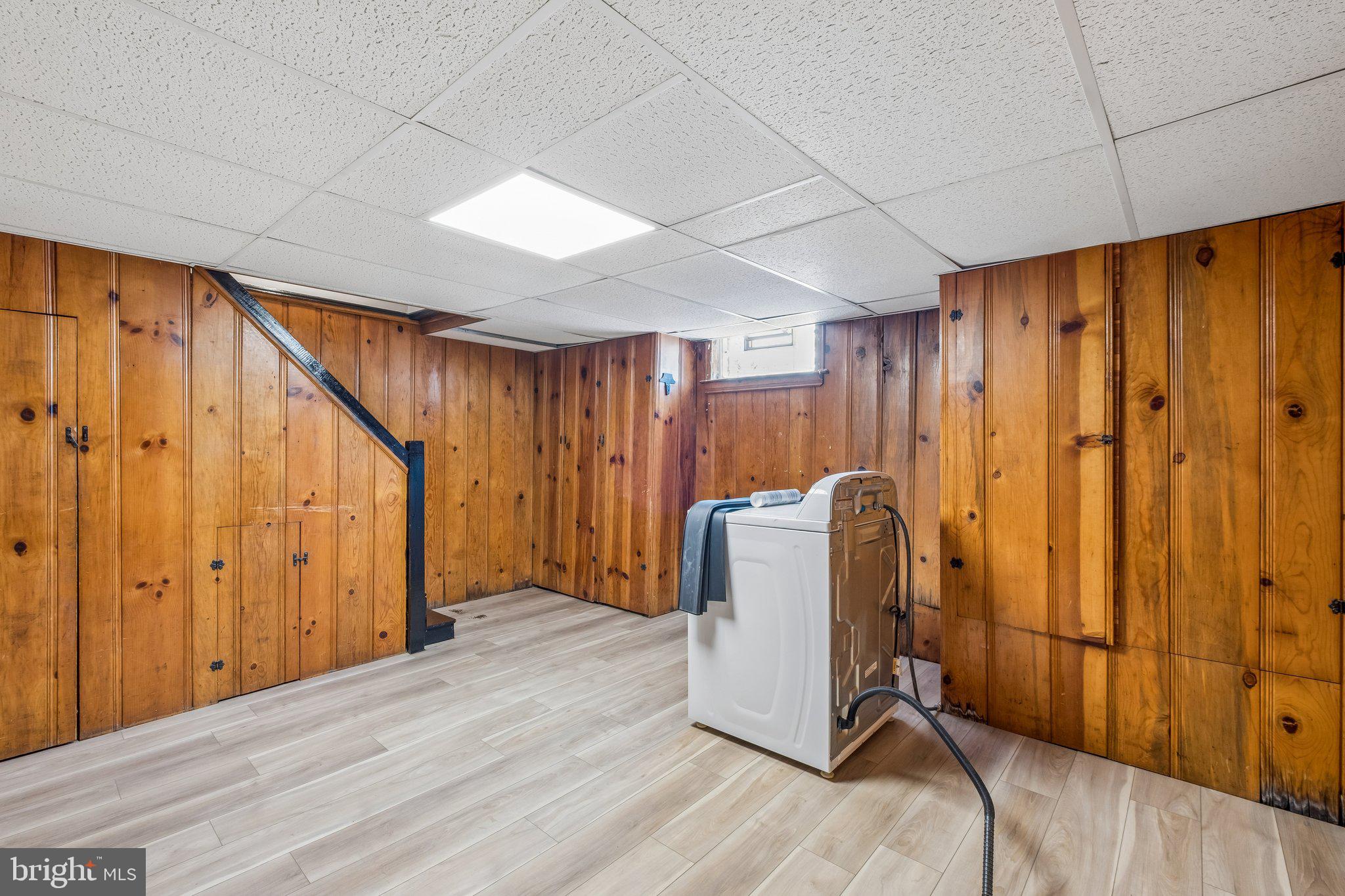 CLIFTON HEIGHTS - Residential