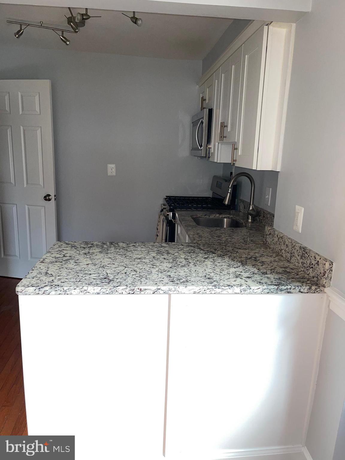 HOLLYWOOD - Residential