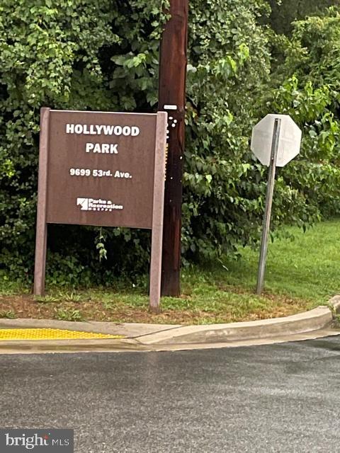 HOLLYWOOD - Residential