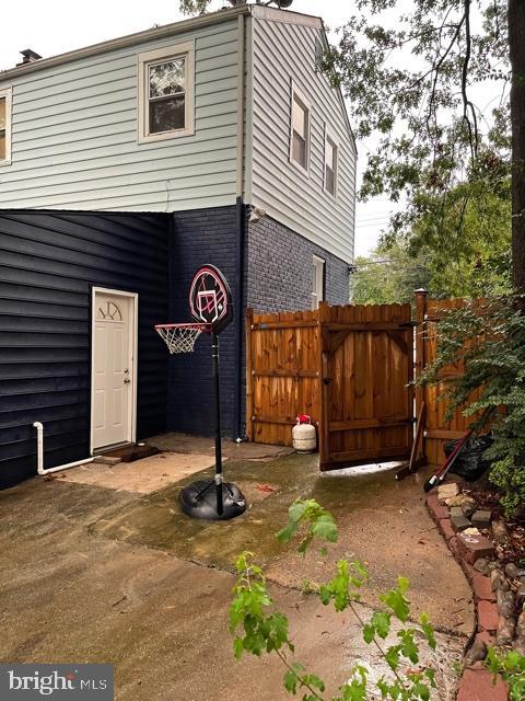 HOLLYWOOD - Residential