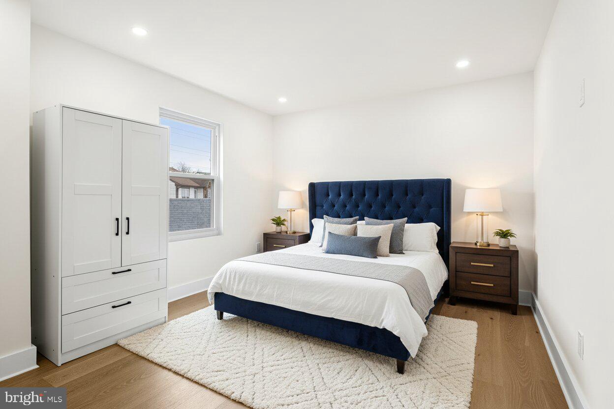 COUNTRY LANE - Residential