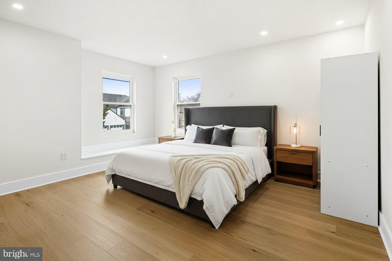 COUNTRY LANE - Residential