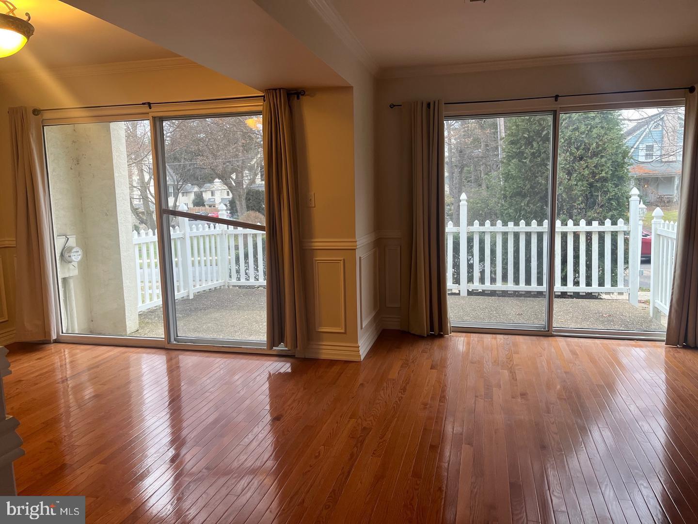 105 MONTROSE AVENUE