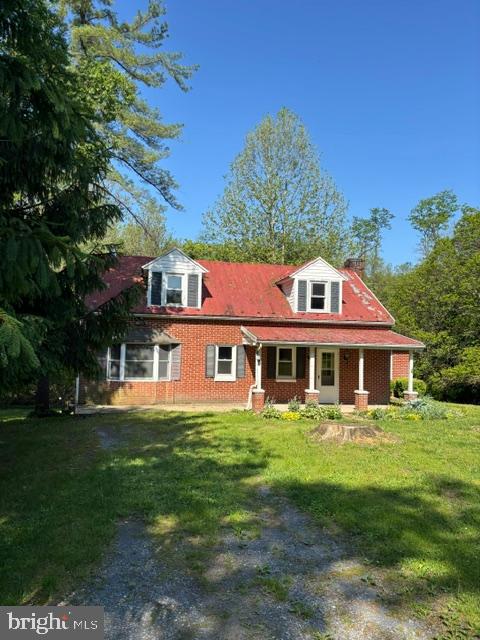 1610 HOLLY PIKE
