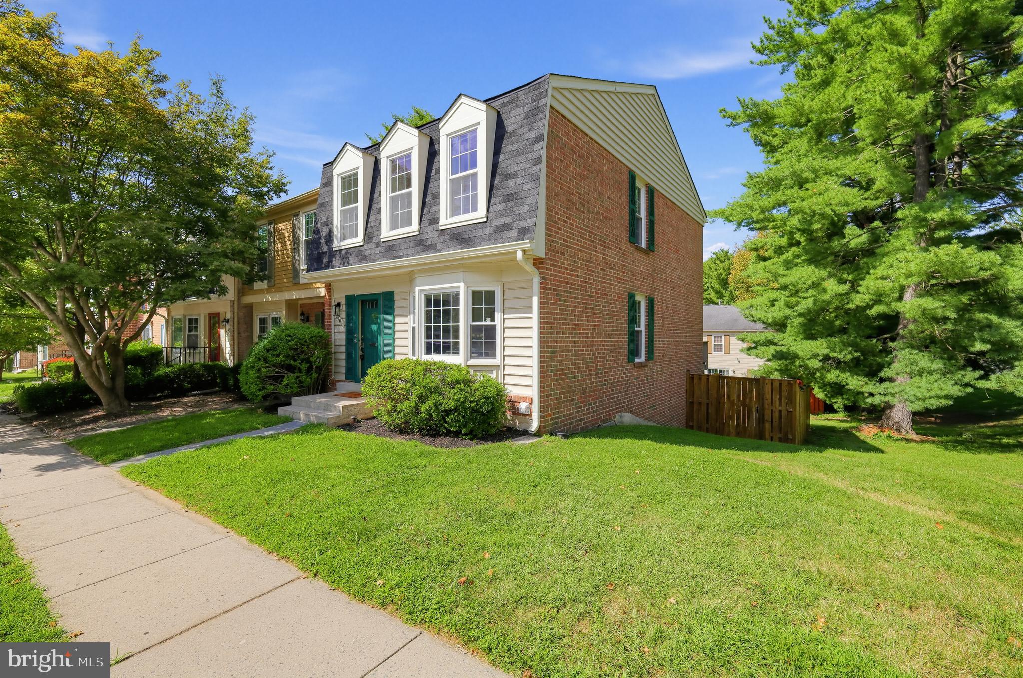 9901 MAPLE LEAF DRIVE