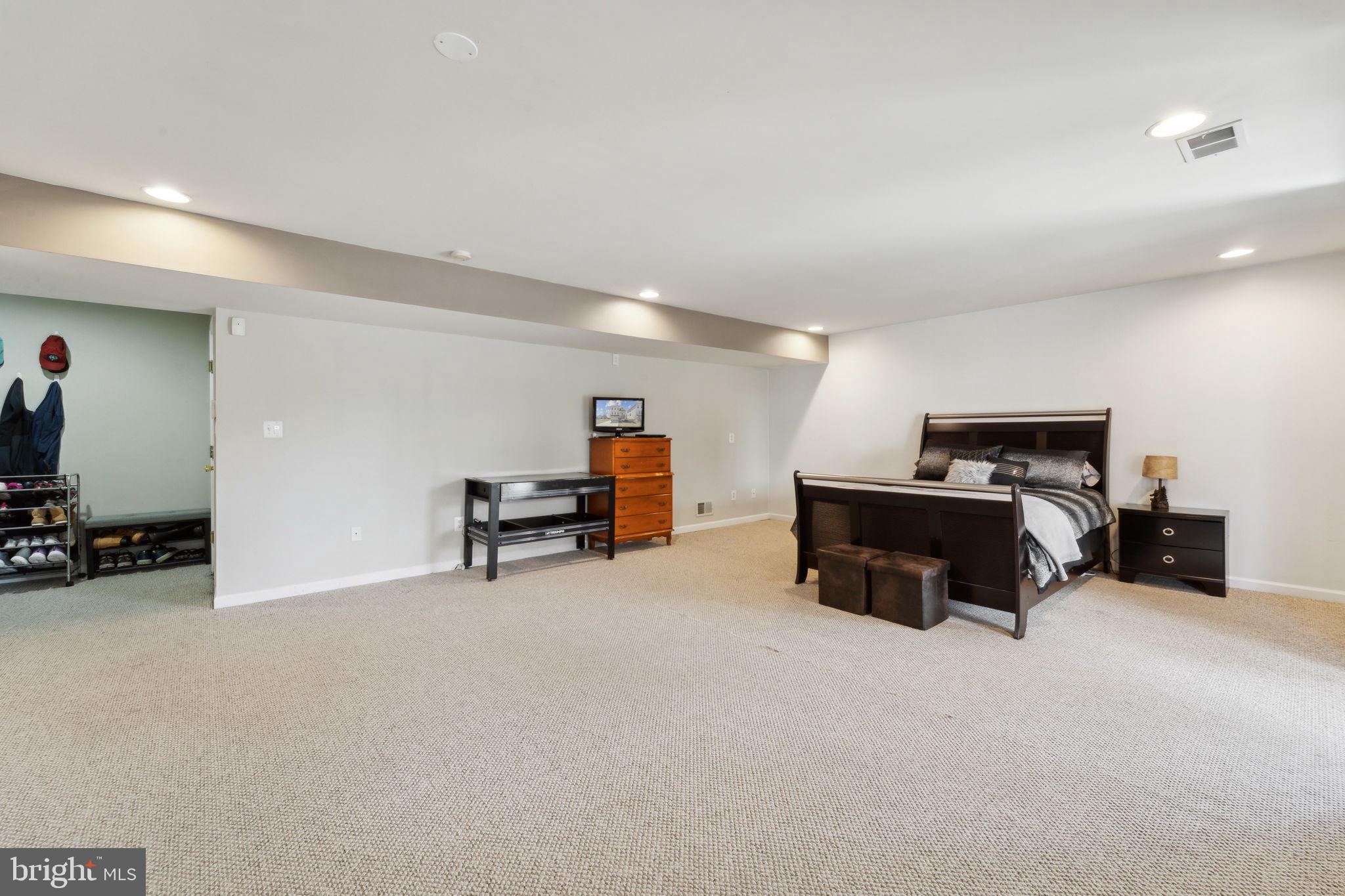 INDEPENDENCE - Residential