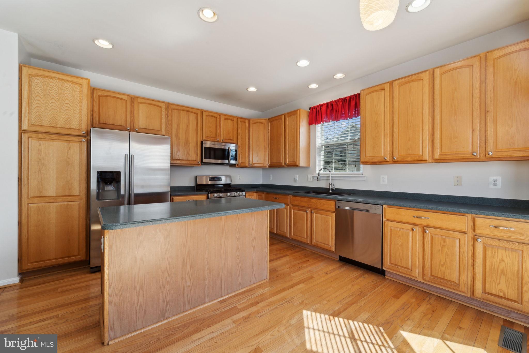 INDEPENDENCE - Residential