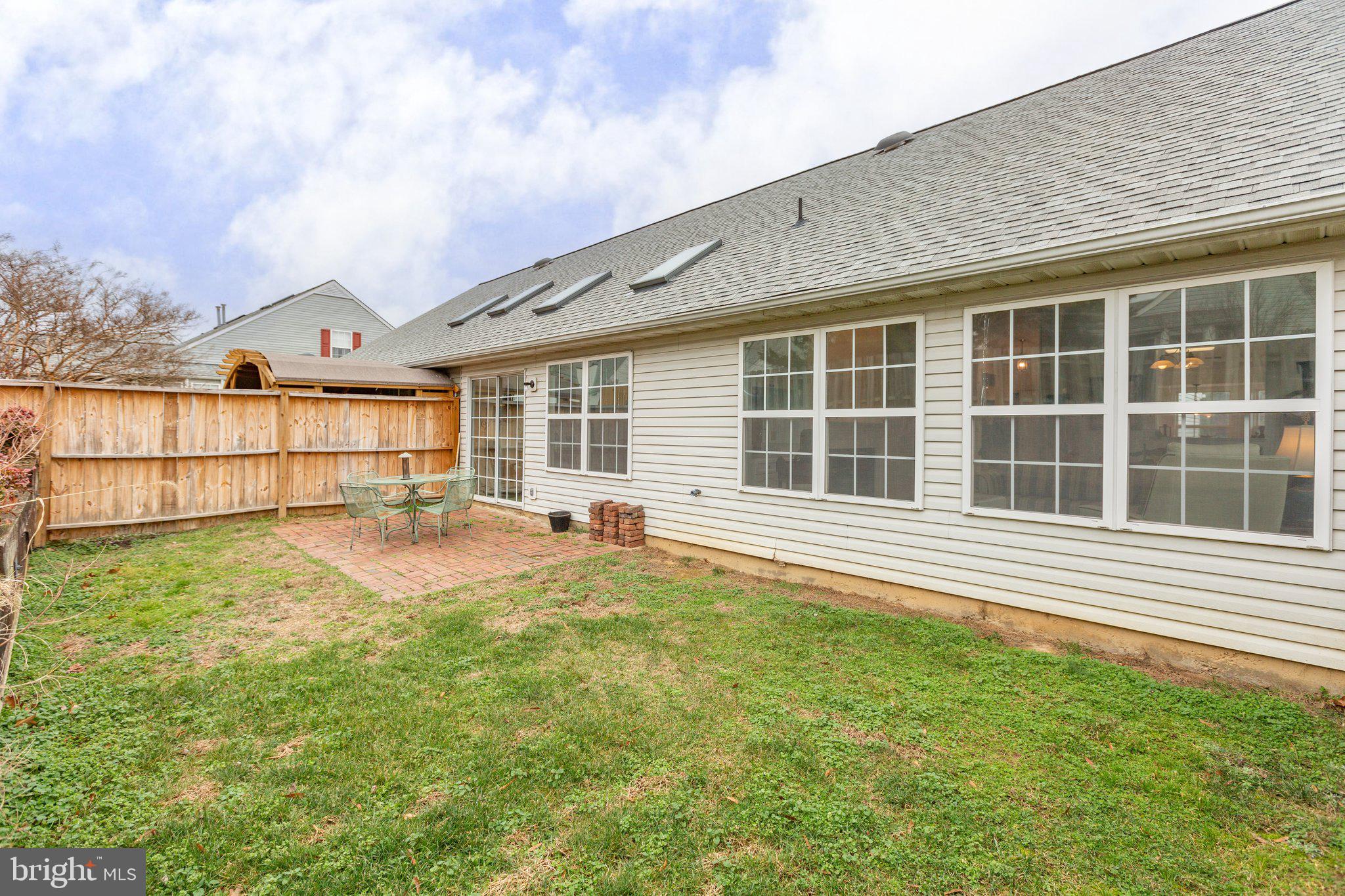 SUMMERLAKE - Residential