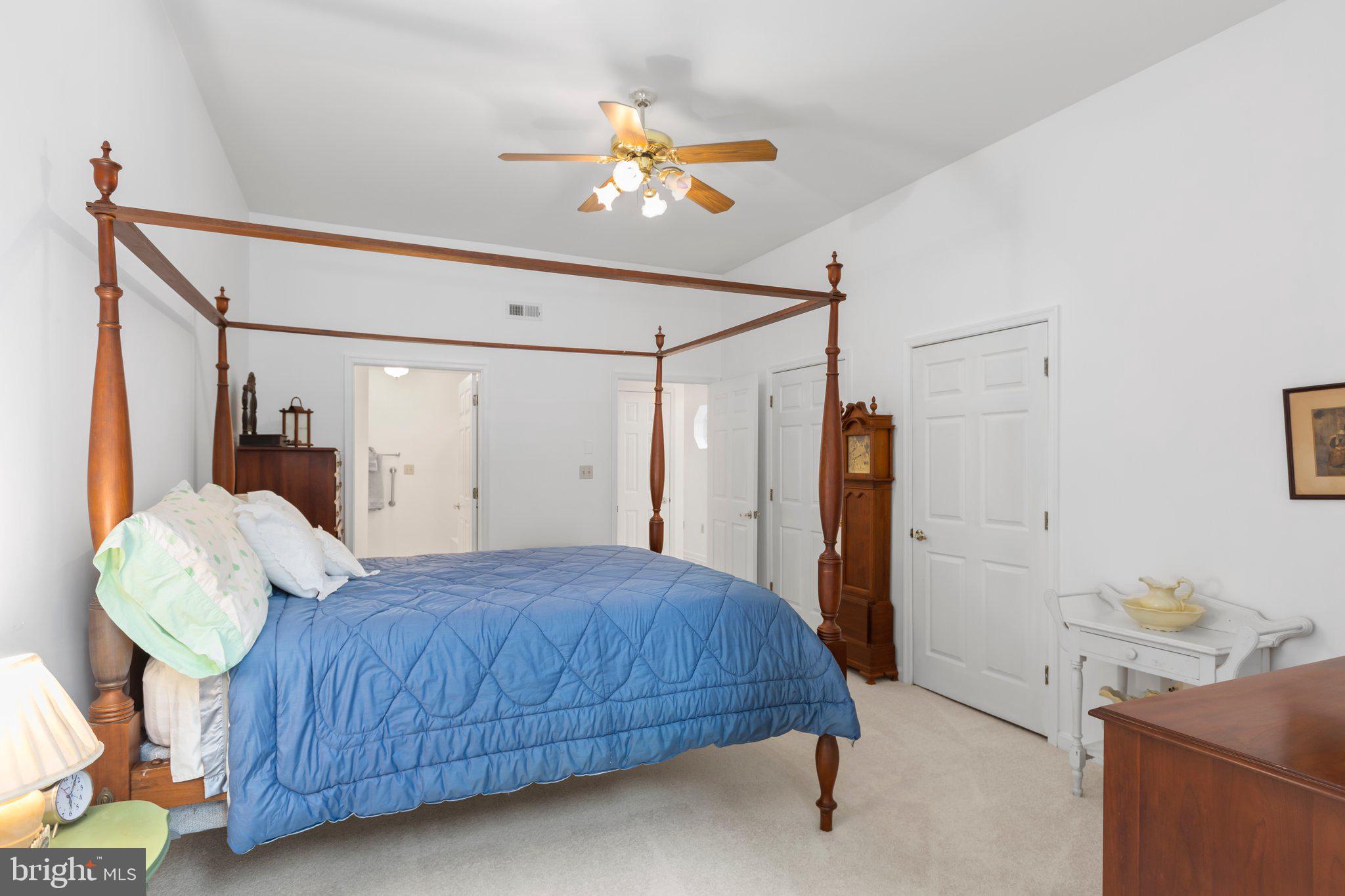 SUMMERLAKE - Residential