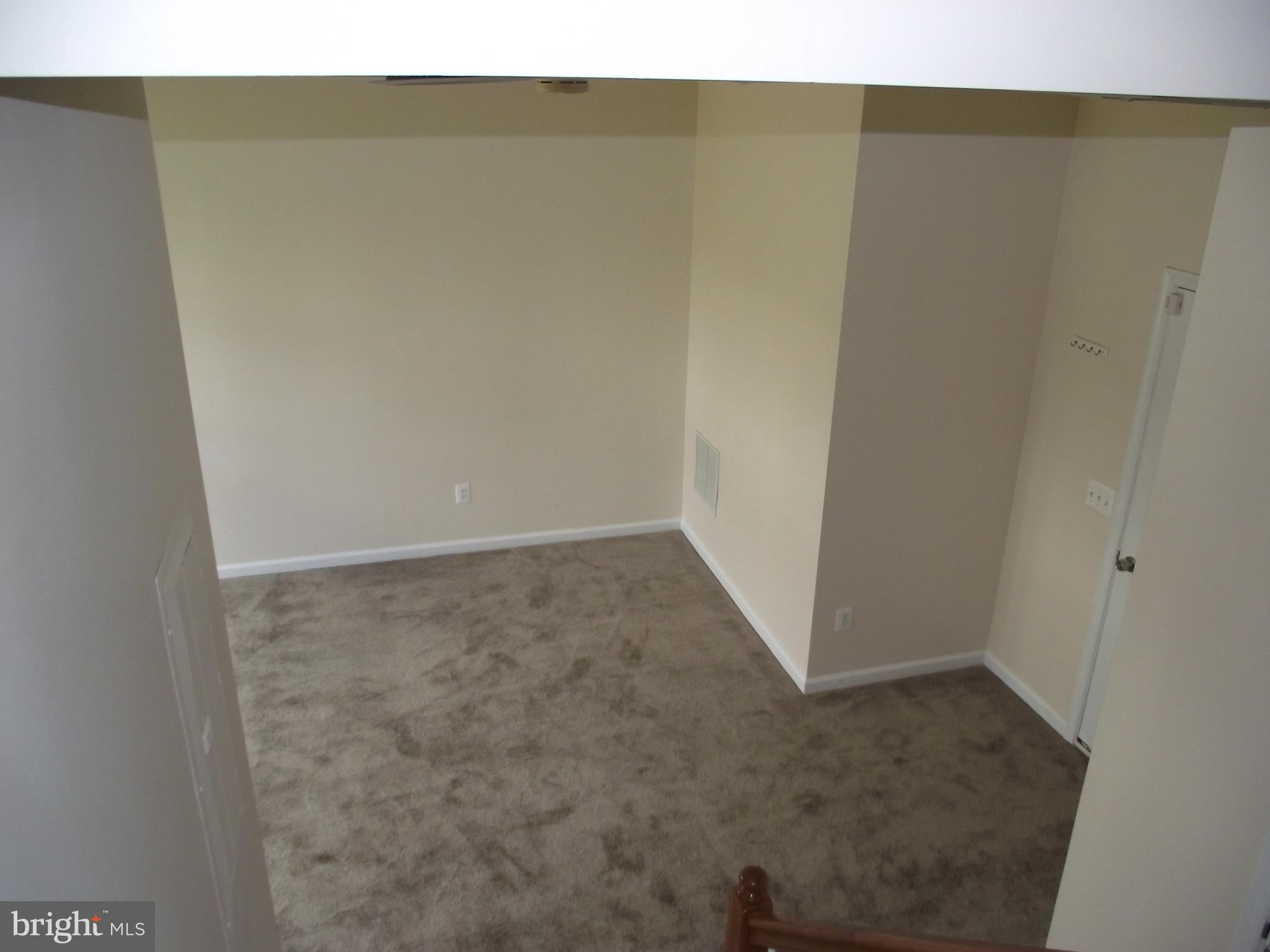 WOODSTREAM - Residential Lease