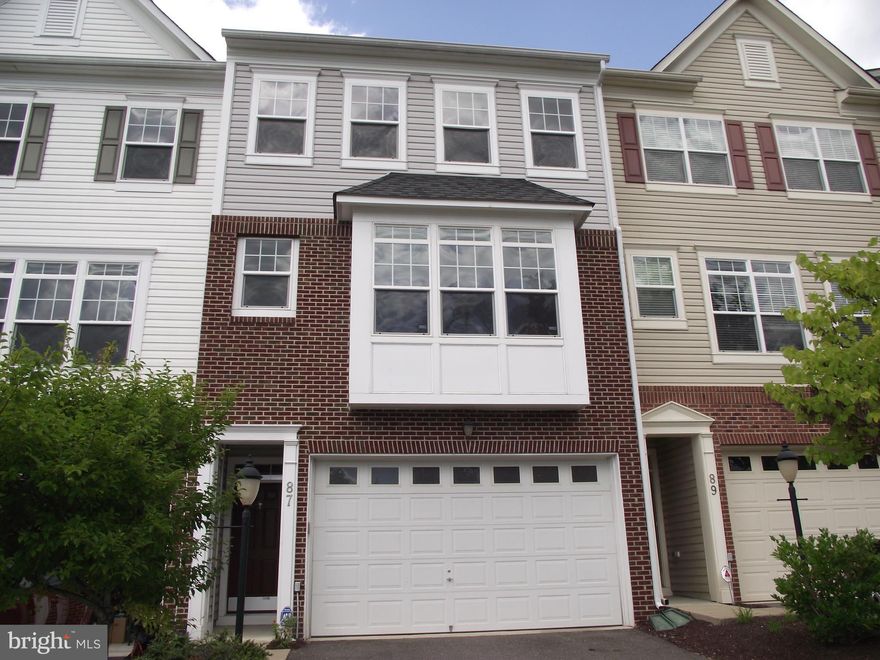 GO SHOW - Use Showing Time to schedule DATE AND TIME. New paint - TH located in Woodstream Subd-minutes from I95 and Quantico; short distance to commuter lots and shopping. Good credit & references required. Deposits, fees and 1st month's rent - certified funds.  Pet deposit is refundable based on final inspection and HOA fees in rent . New carpet/ wood flooring finished before lease start date.