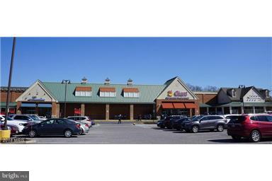 URBANA HIGHLANDS - Residential Lease