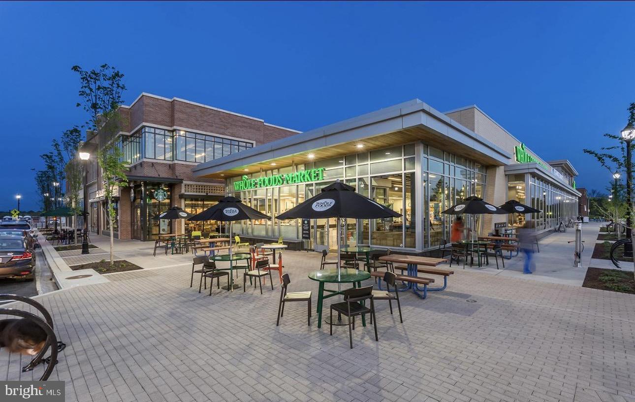 RIVERDALE PARK - Residential