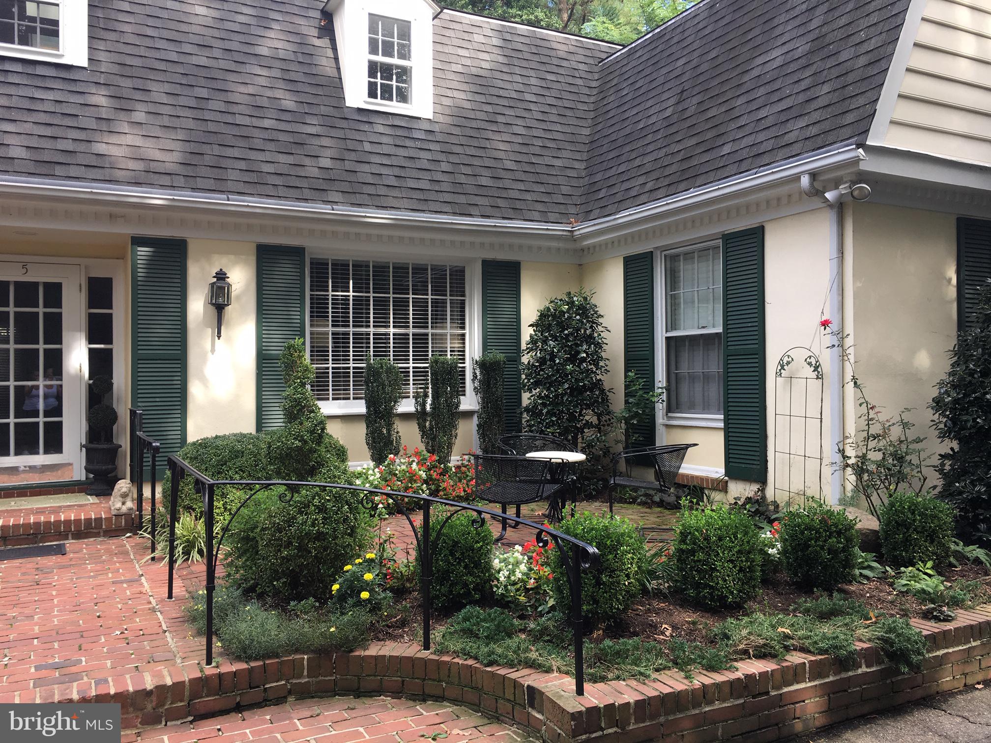 HISTORIC DISTRICT - Residential