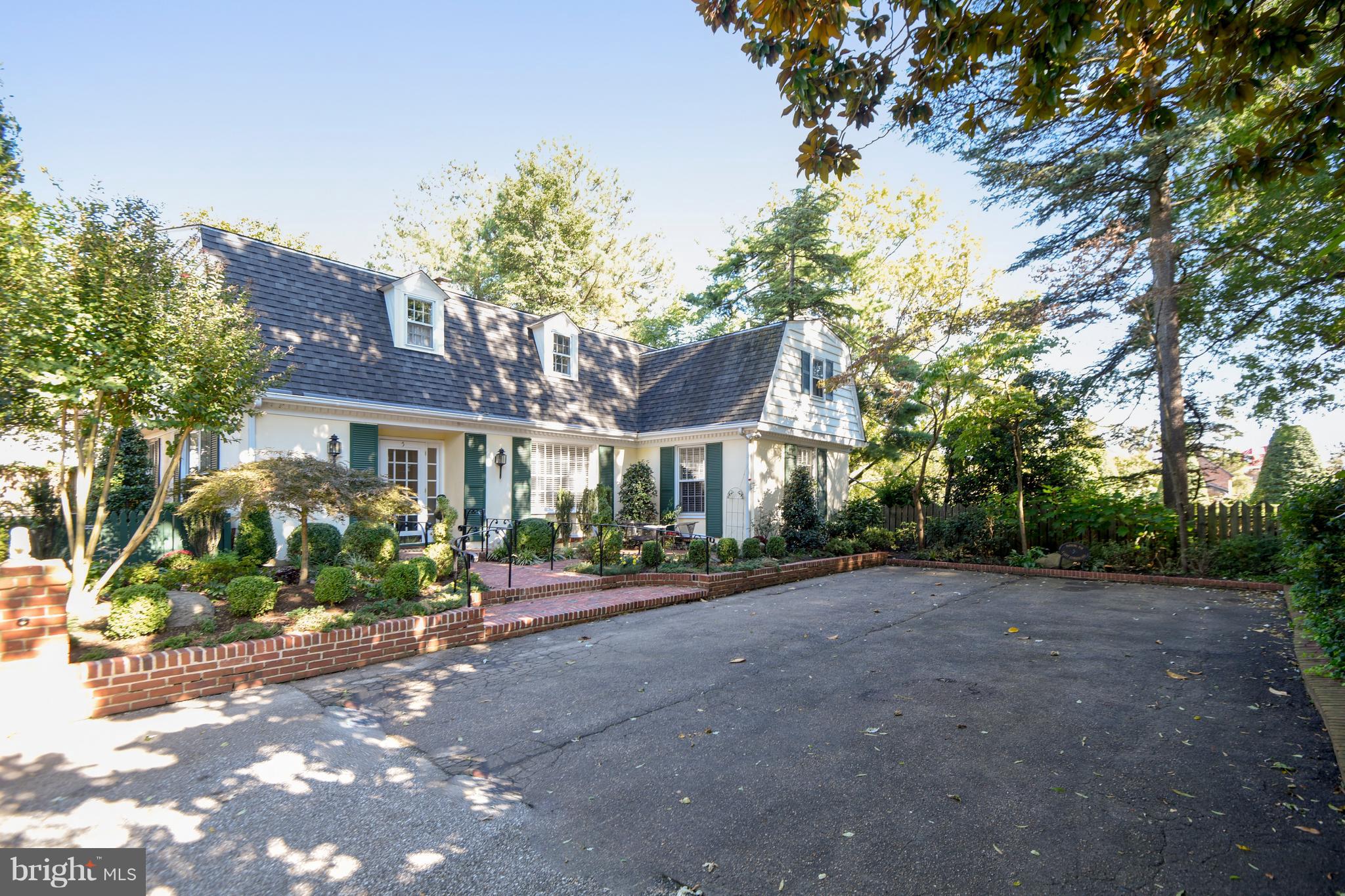 HISTORIC DISTRICT - Residential