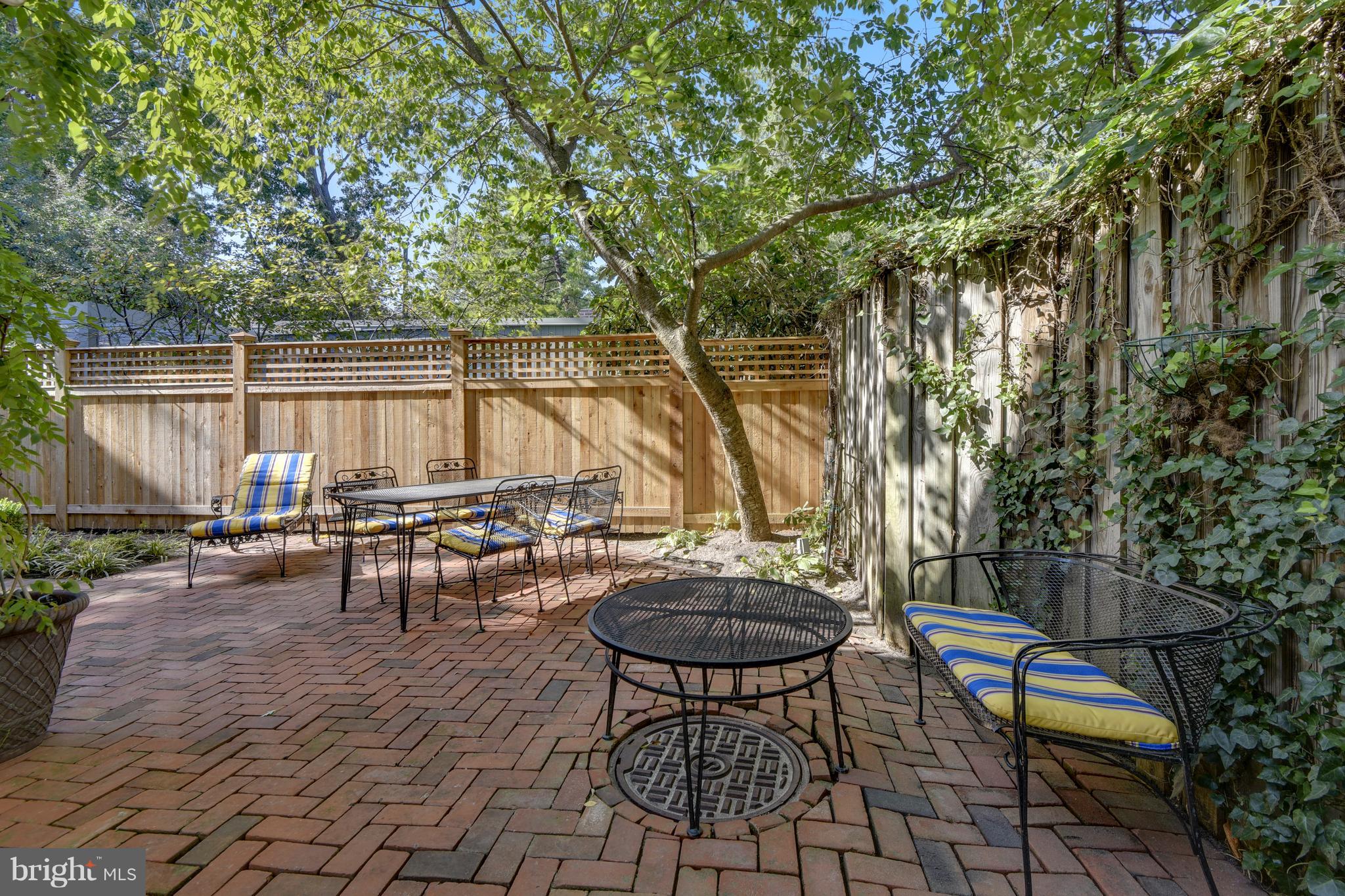 HISTORIC DISTRICT - Residential