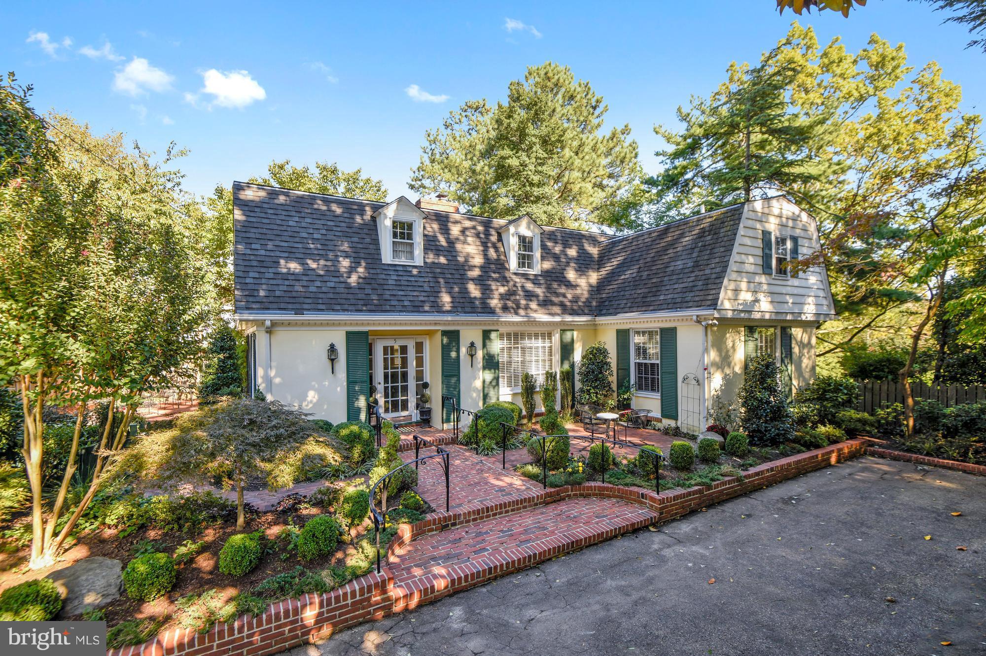 HISTORIC DISTRICT - Residential