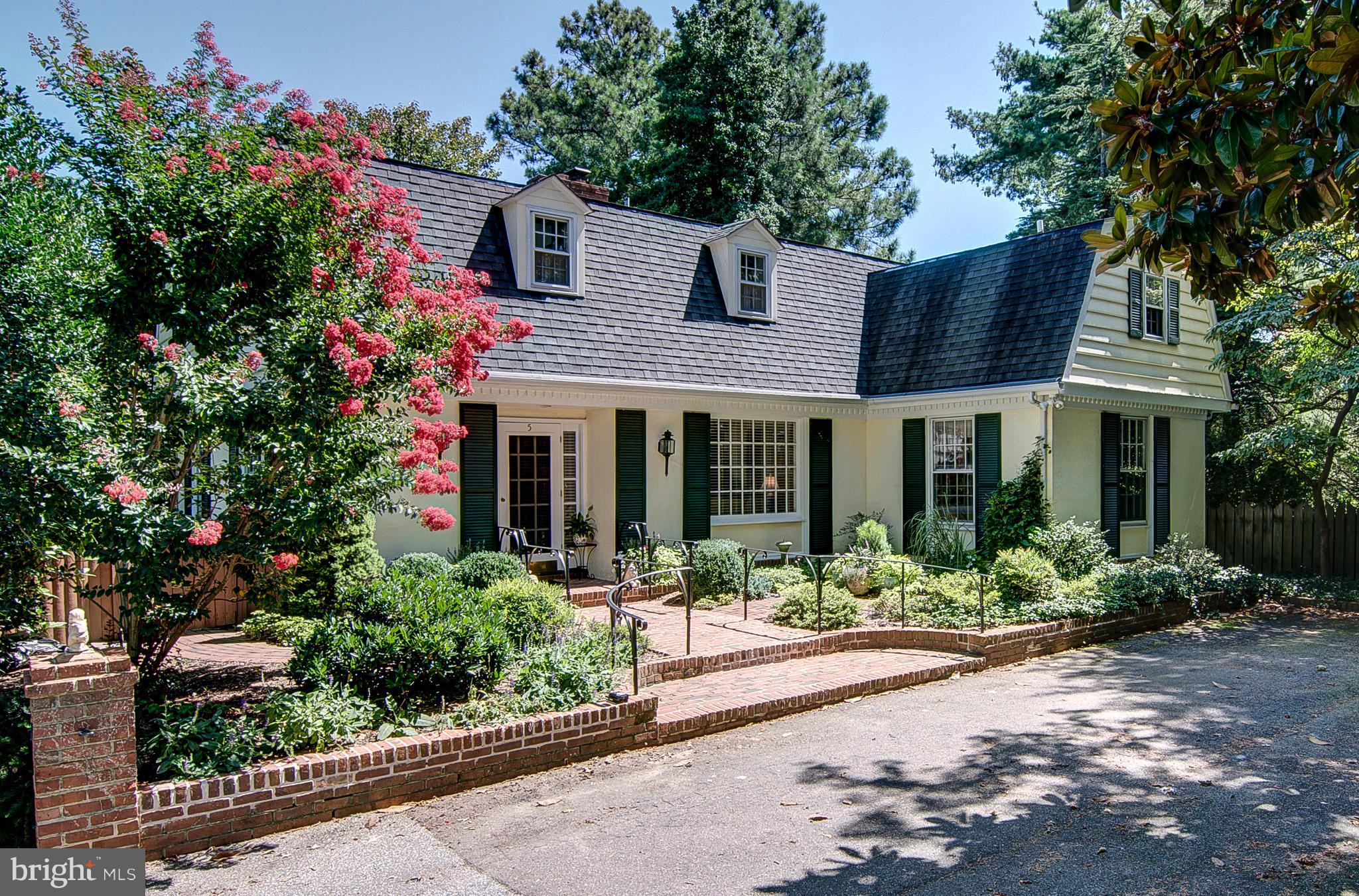 HISTORIC DISTRICT - Residential