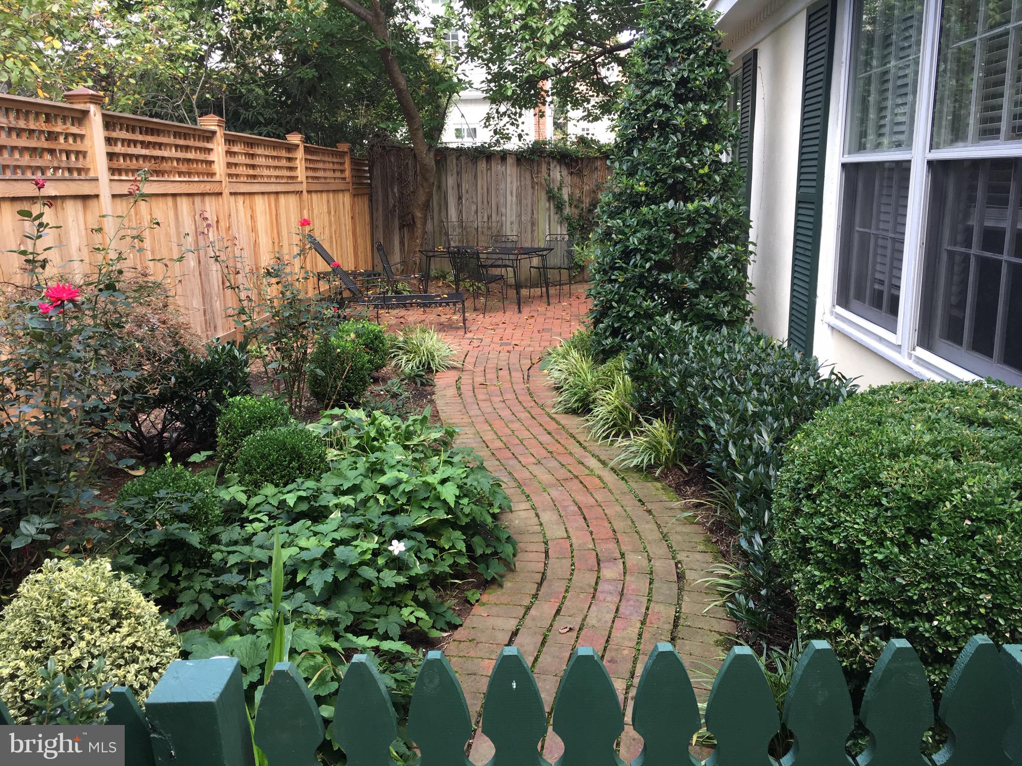 HISTORIC DISTRICT - Residential