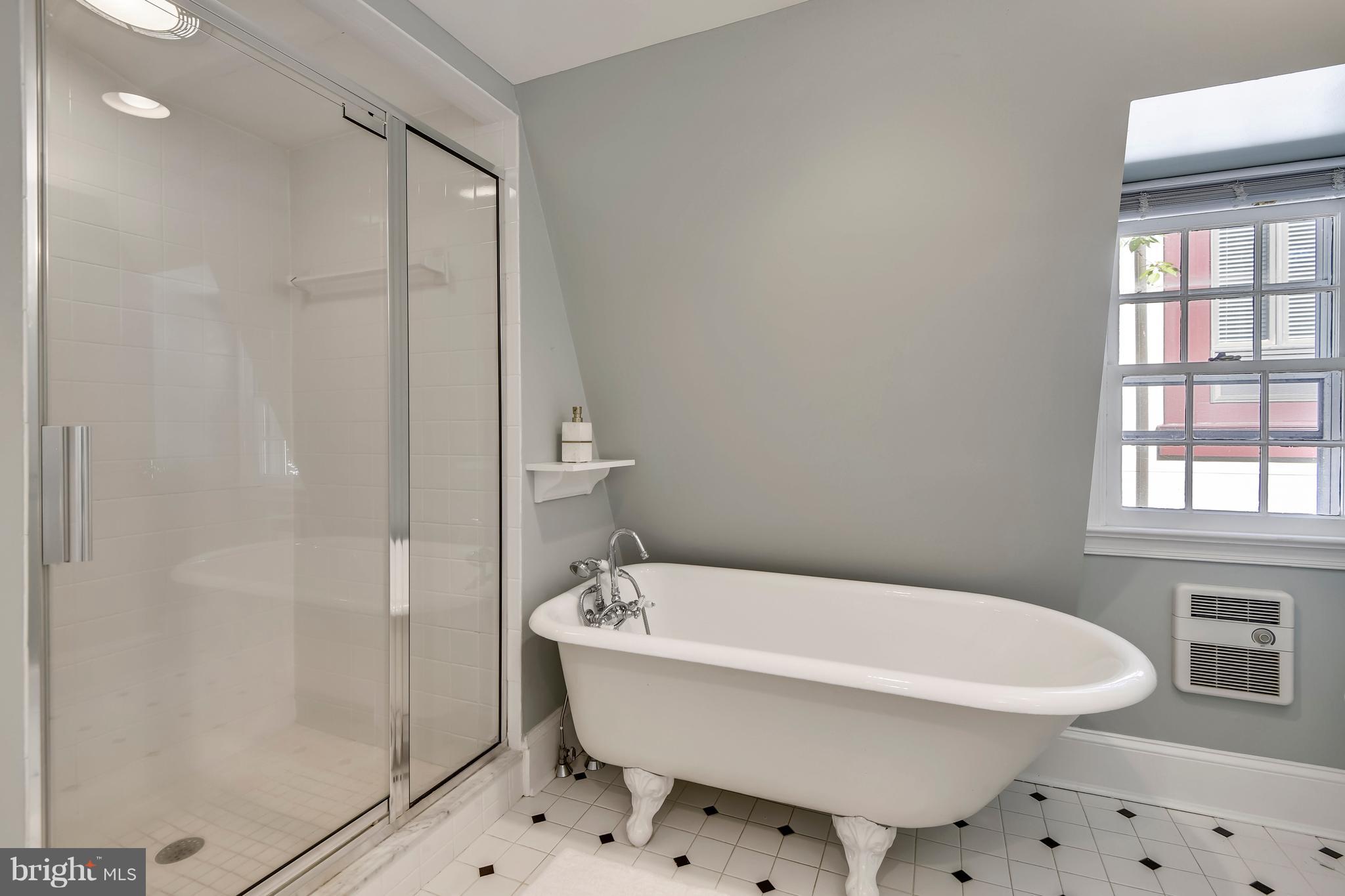 HISTORIC DISTRICT - Residential