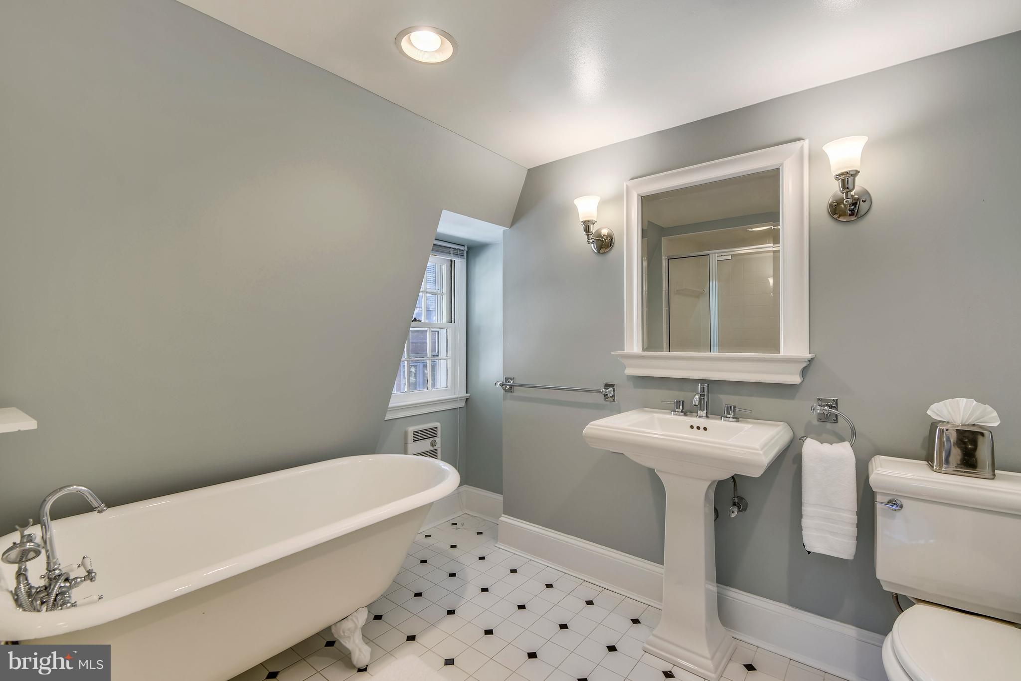 HISTORIC DISTRICT - Residential