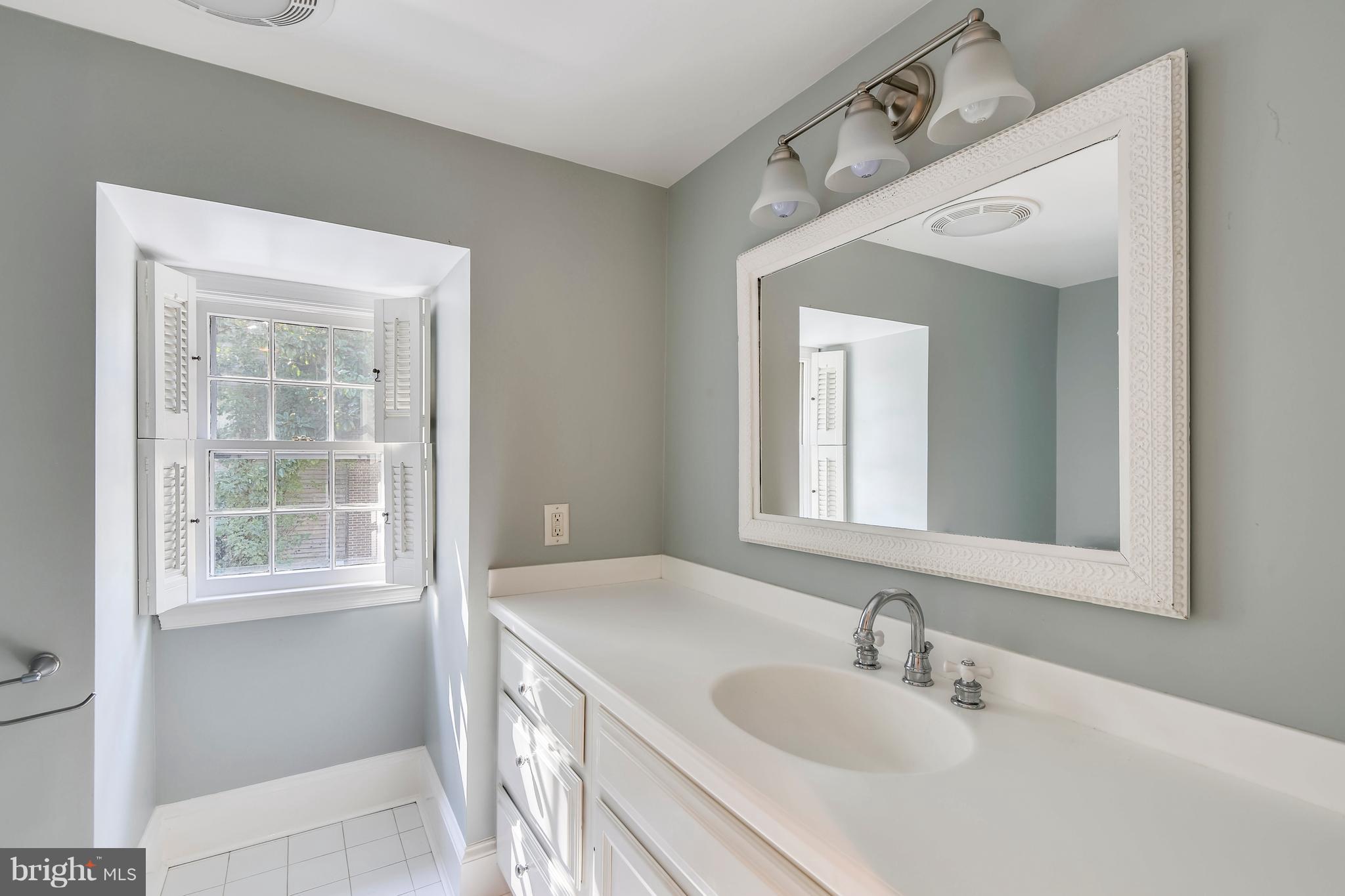 HISTORIC DISTRICT - Residential