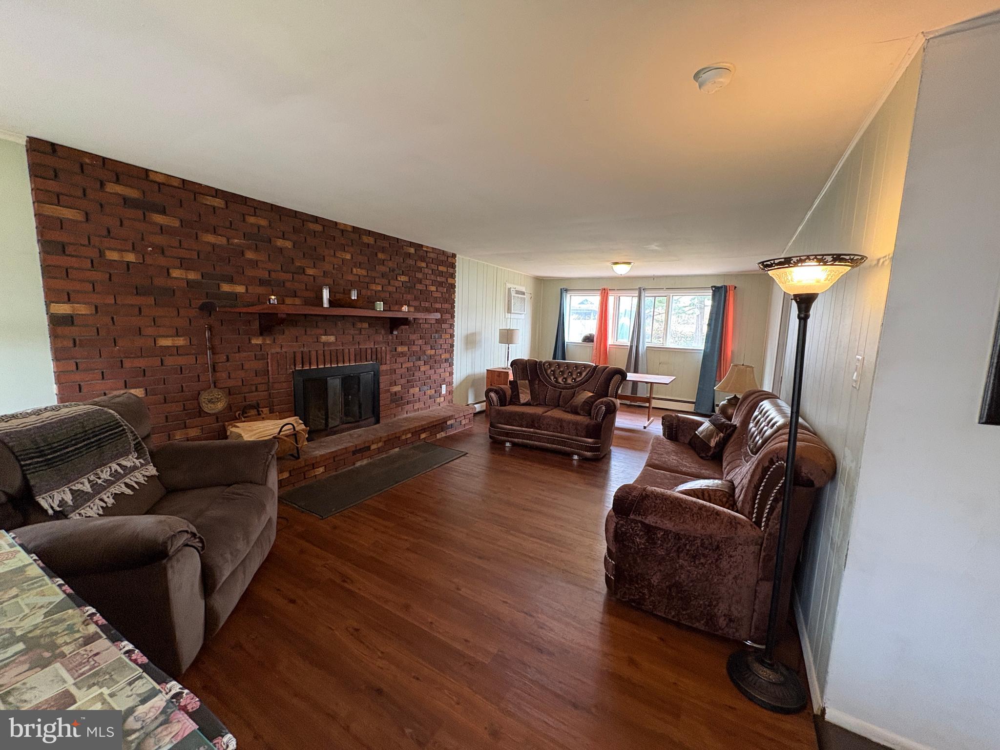 PENN SQ - Residential