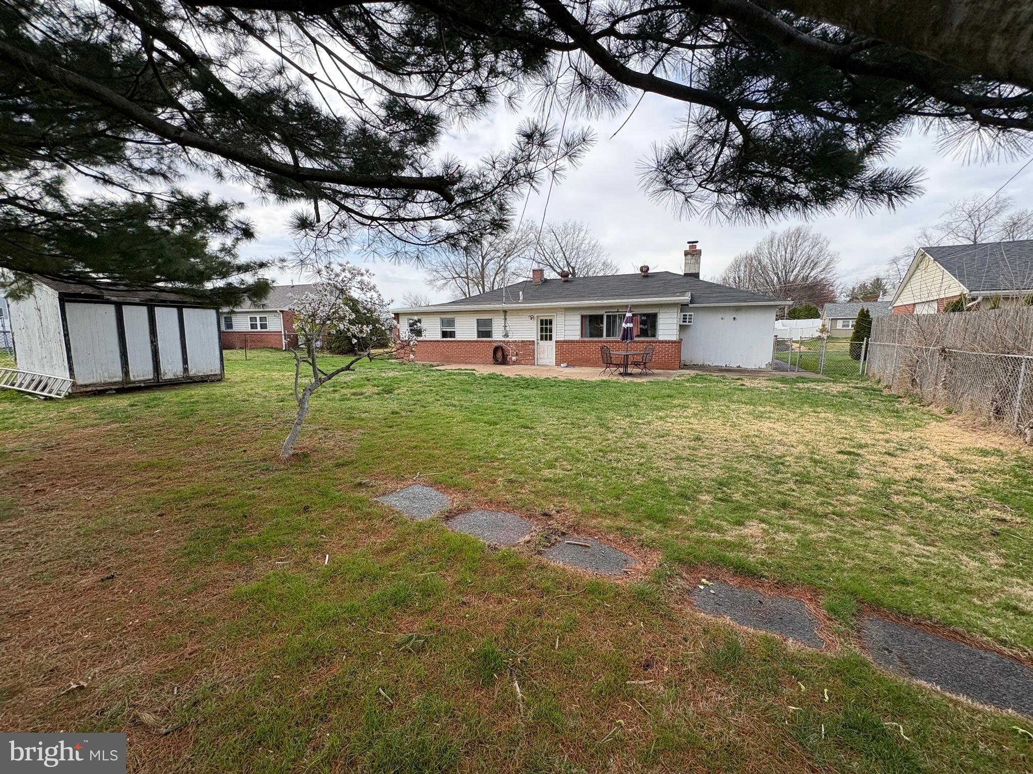 PENN SQ - Residential