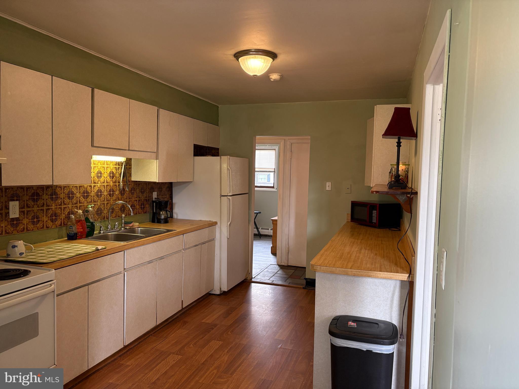 PENN SQ - Residential