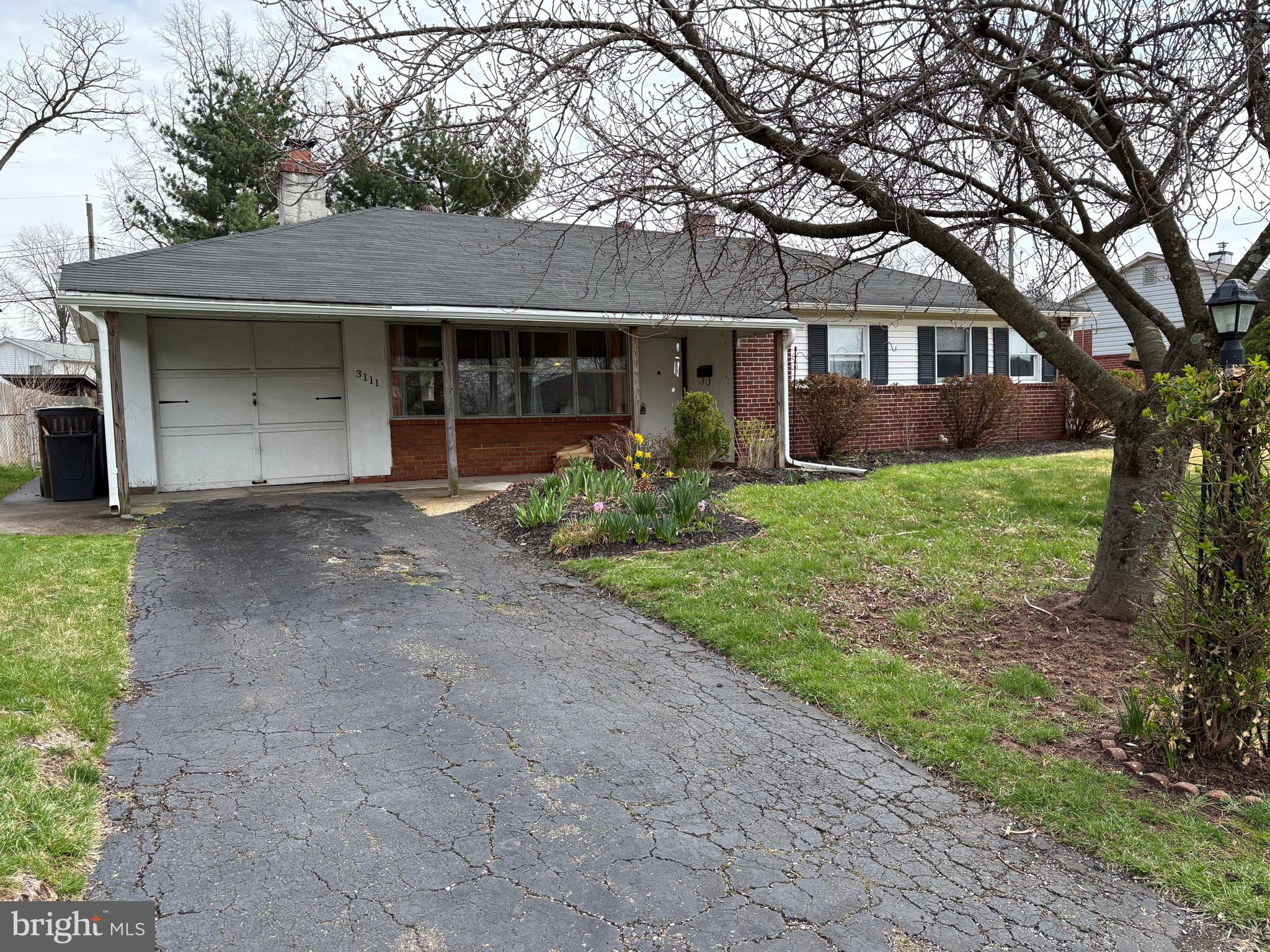 PENN SQ - Residential