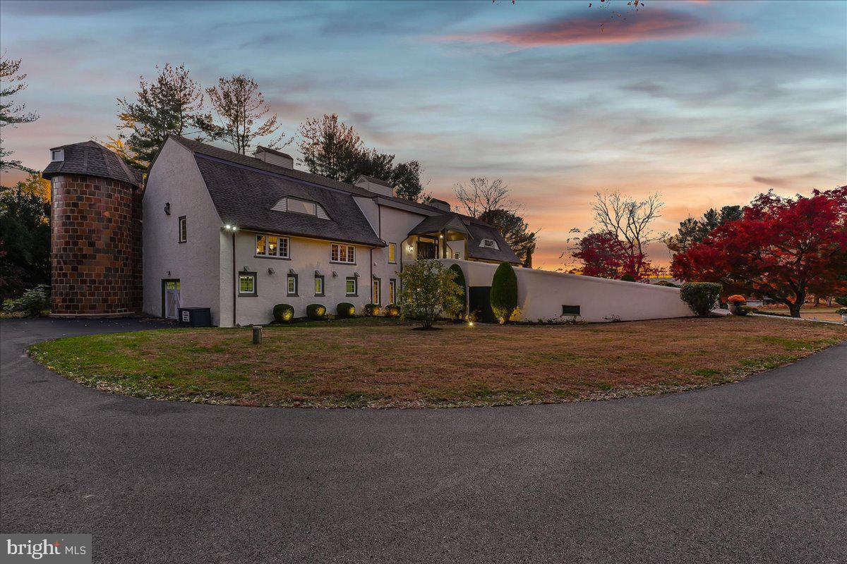 OWLS NEST - Residential