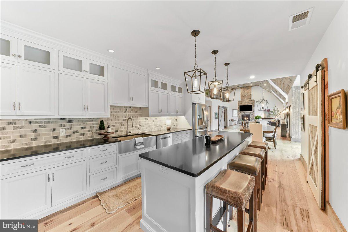 OWLS NEST - Residential