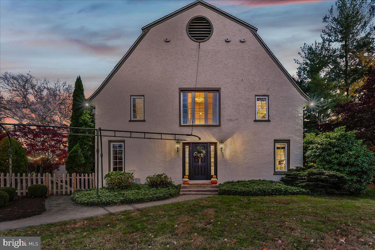 OWLS NEST - Residential