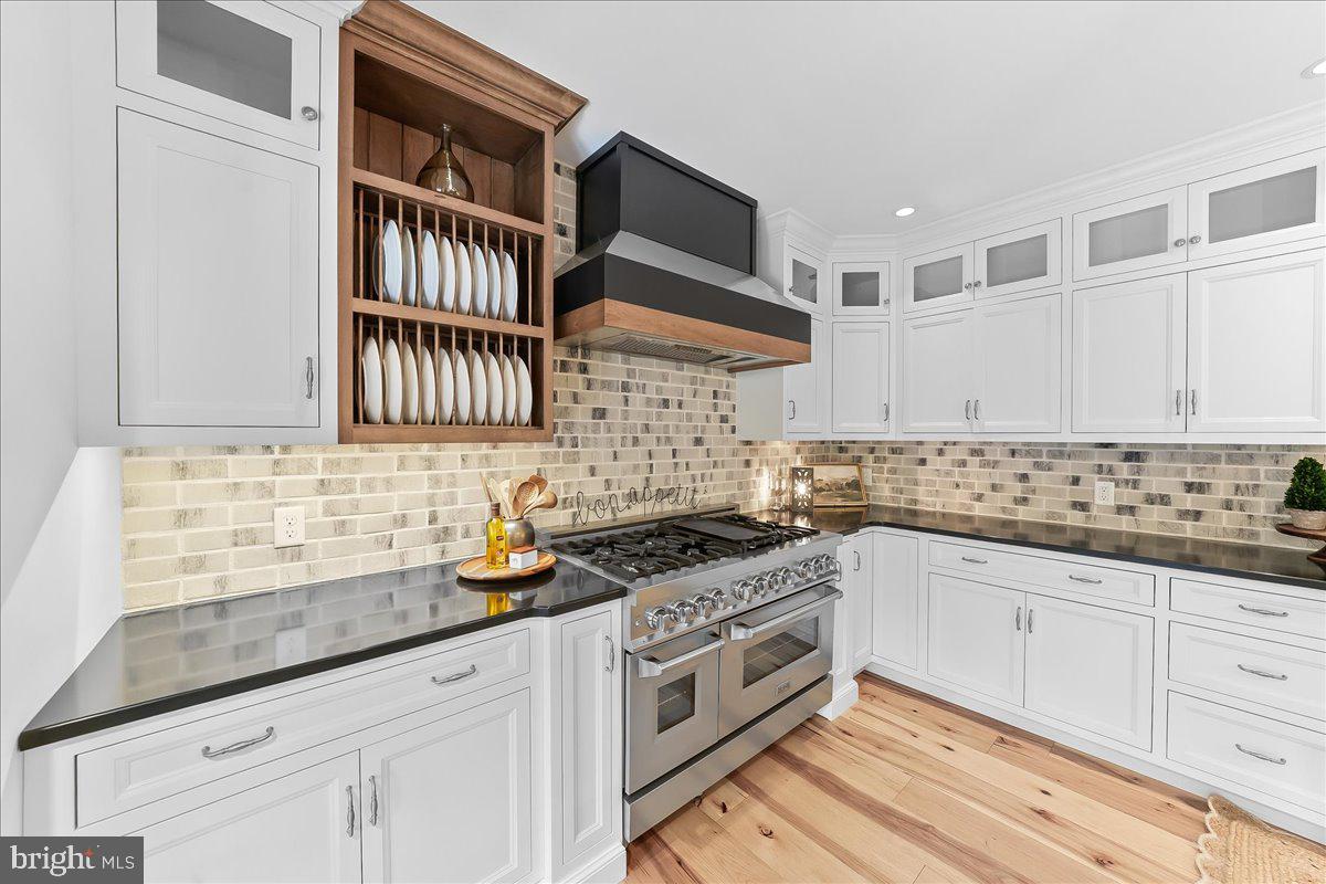 OWLS NEST - Residential