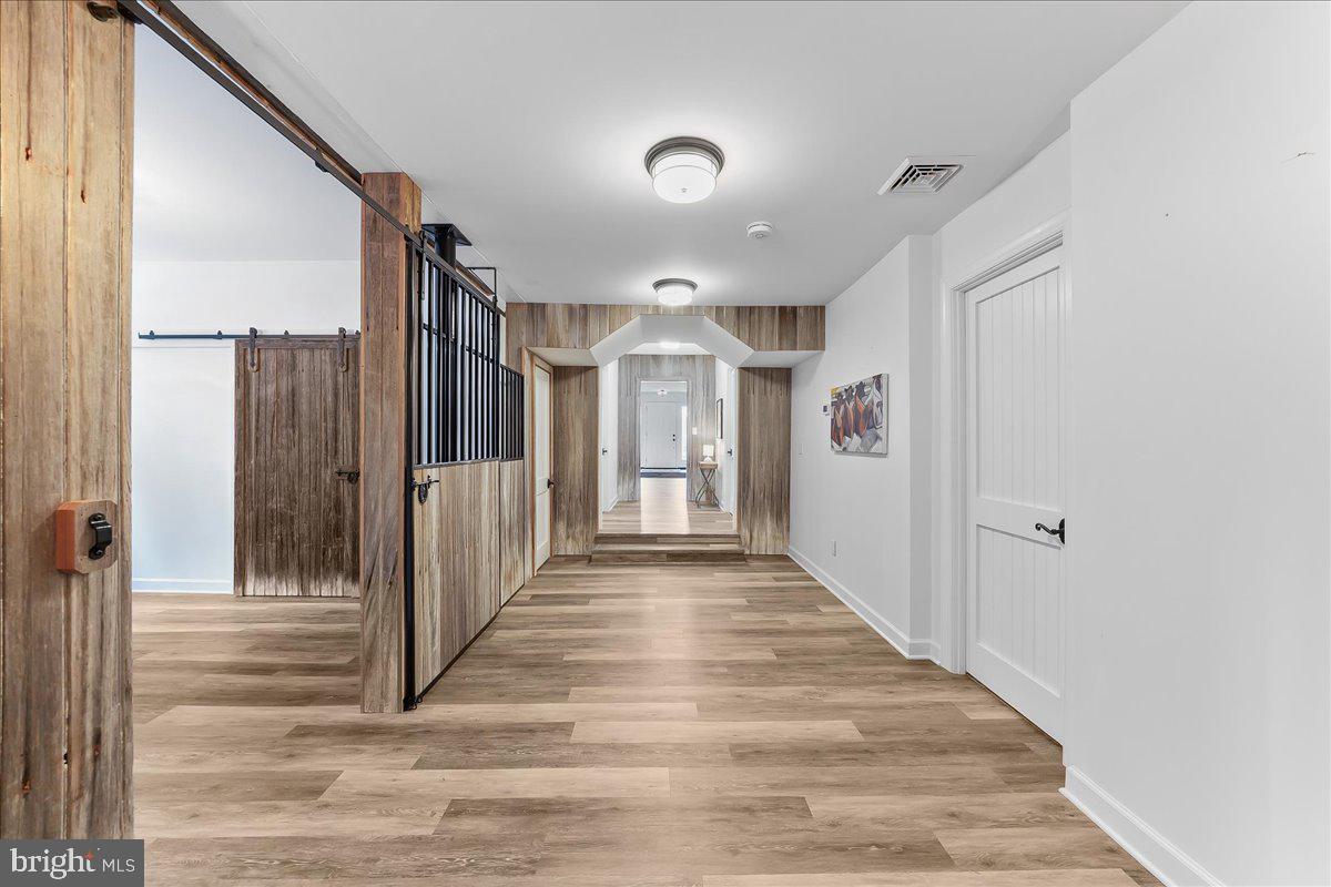 OWLS NEST - Residential